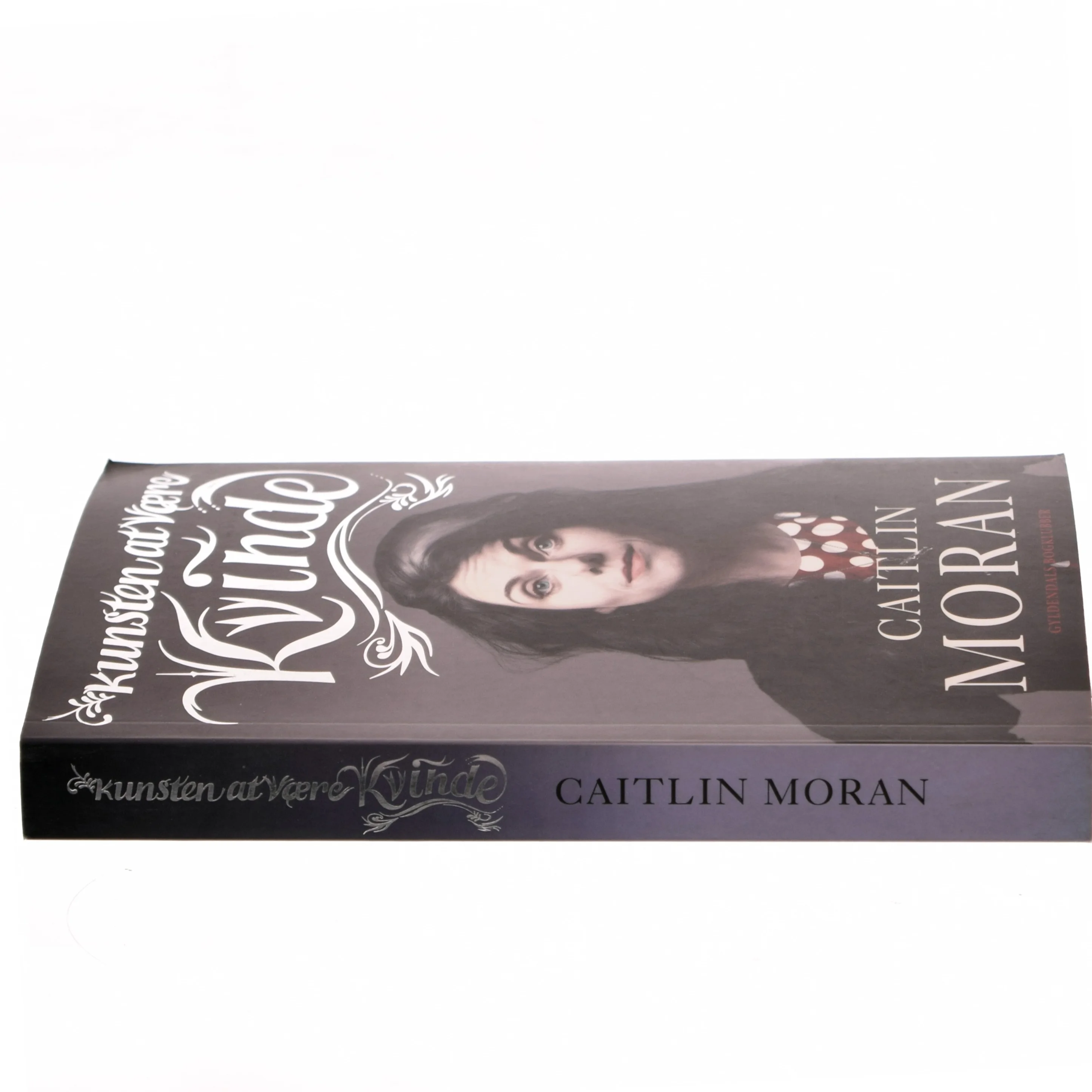 Kunsten at være kvinde af Caitlin Moran (f. 1975) (Bog)