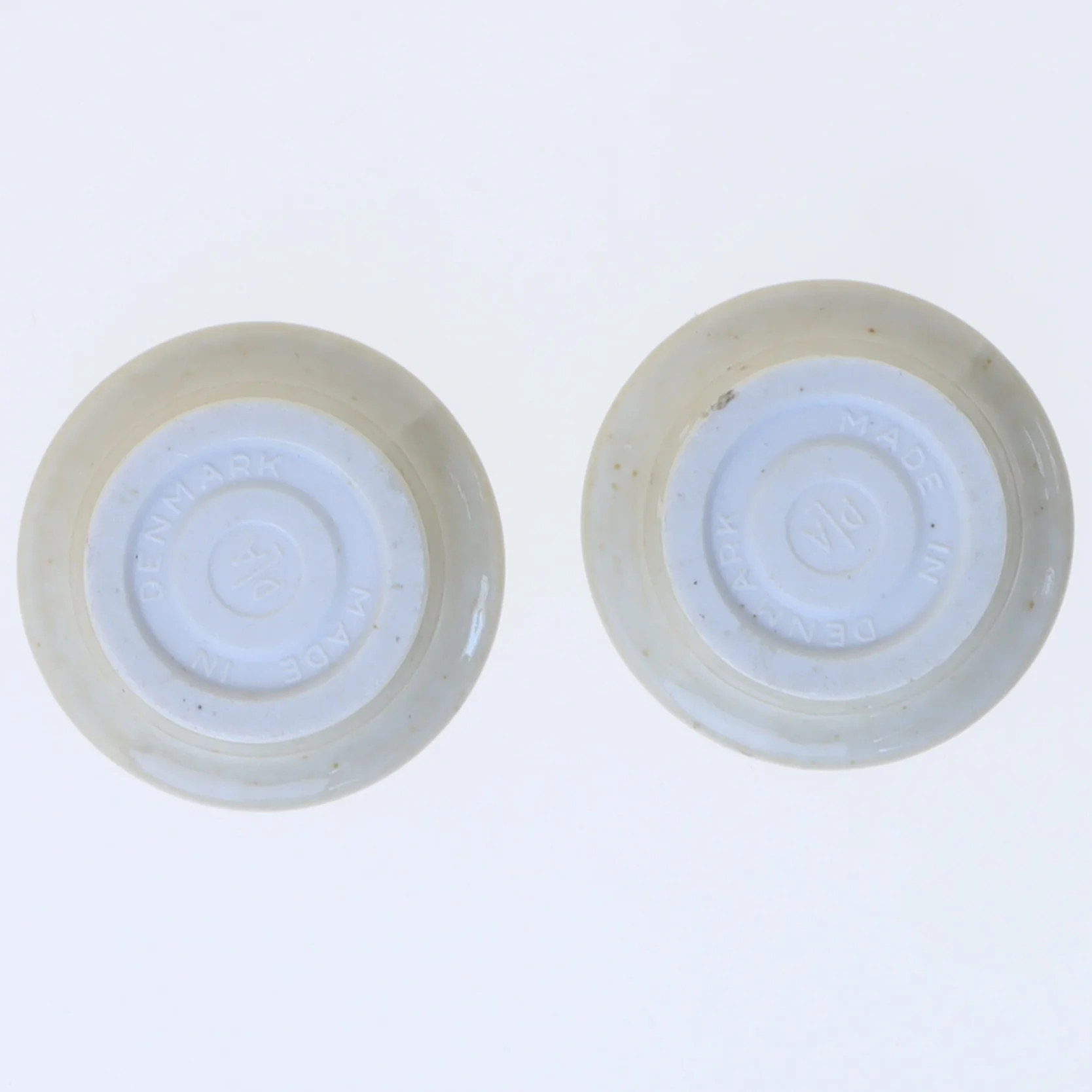 To lysestager fra D/A (str. Ø 4,5 cm)