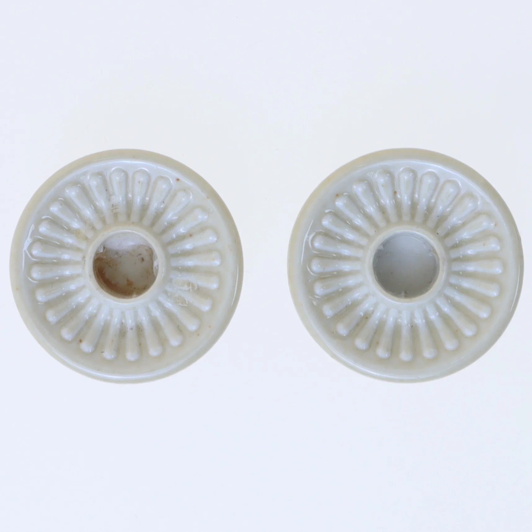 To lysestager fra D/A (str. Ø 4,5 cm)