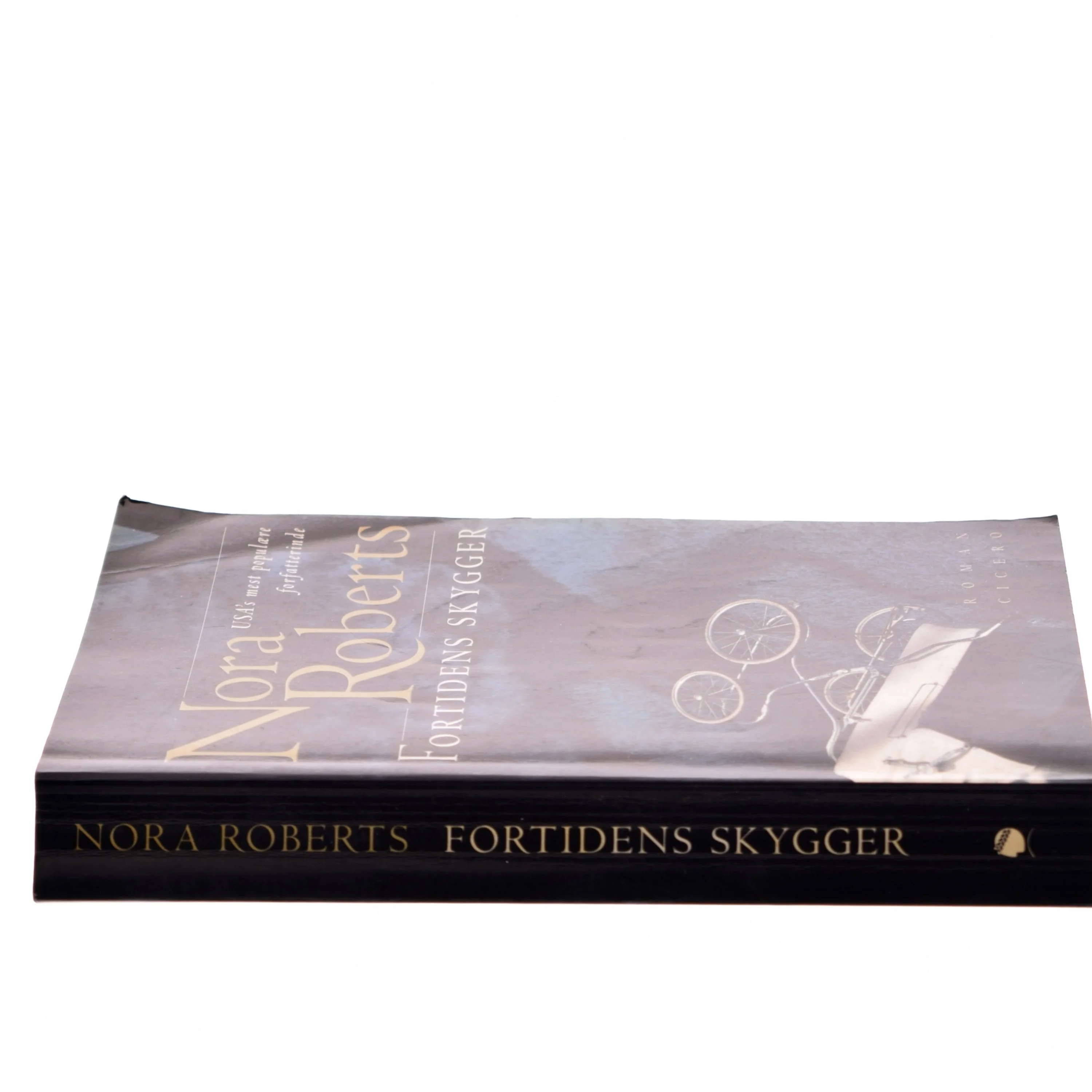 Fortidens skygger af Nora Roberts (Bog)