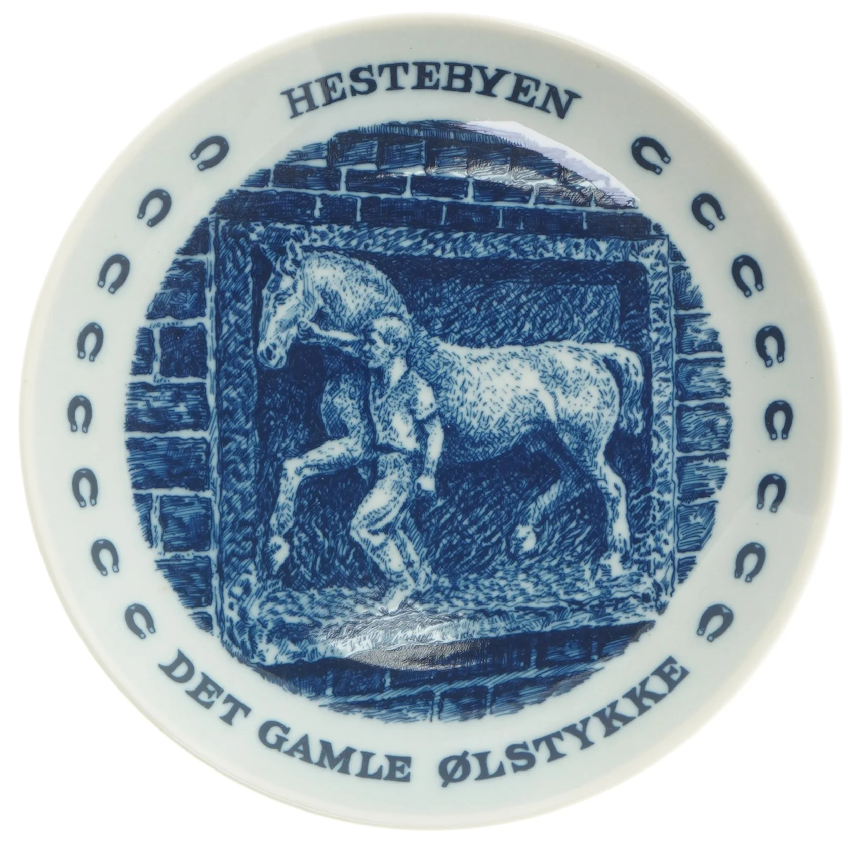 Dekorativ platte med hestemotiv fra Lise Porcelain (str. Ø 19,5 cm)
