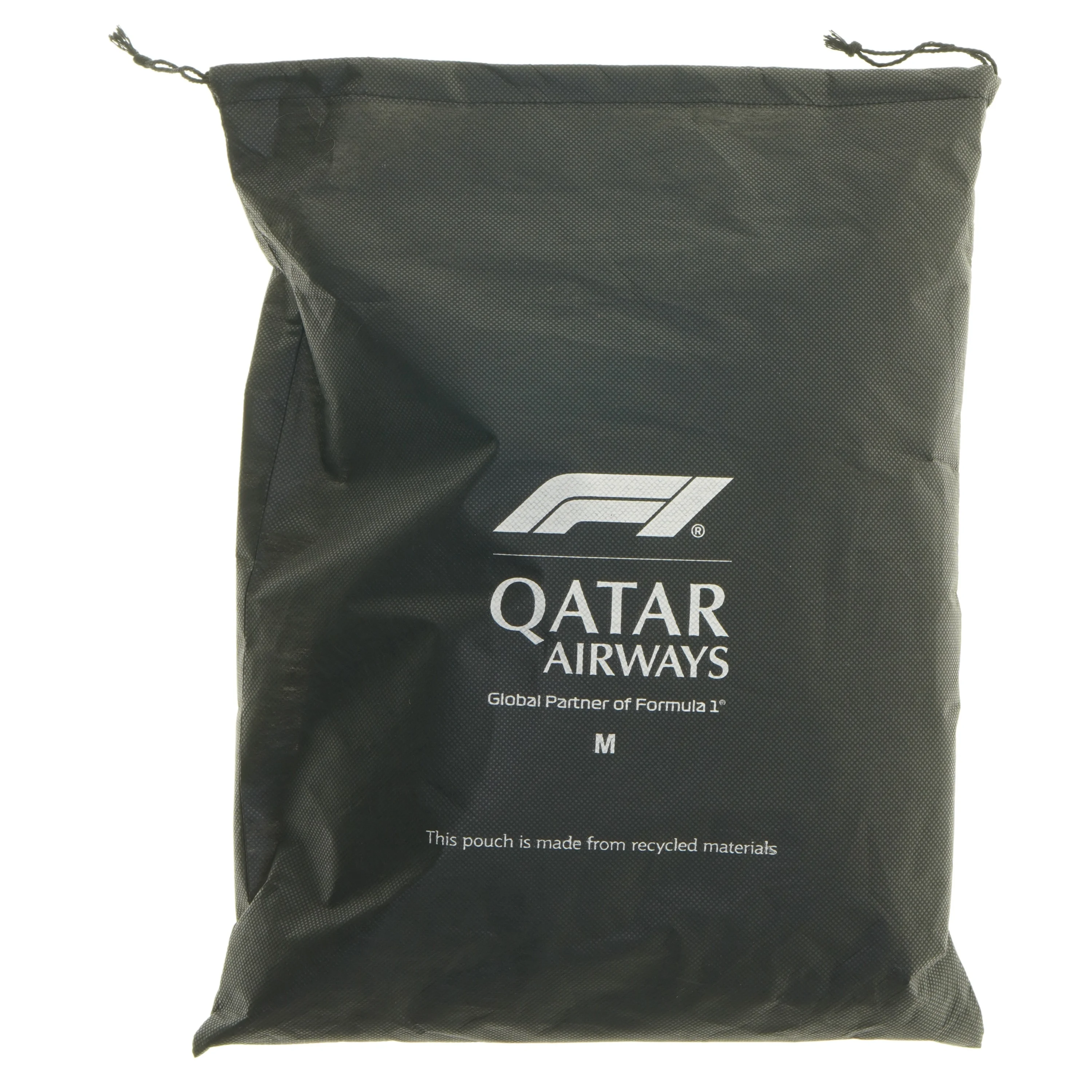 Sæt med pyjamas og tøfler fra Qatar Airways fra Qatar Airways (str. str m cm)