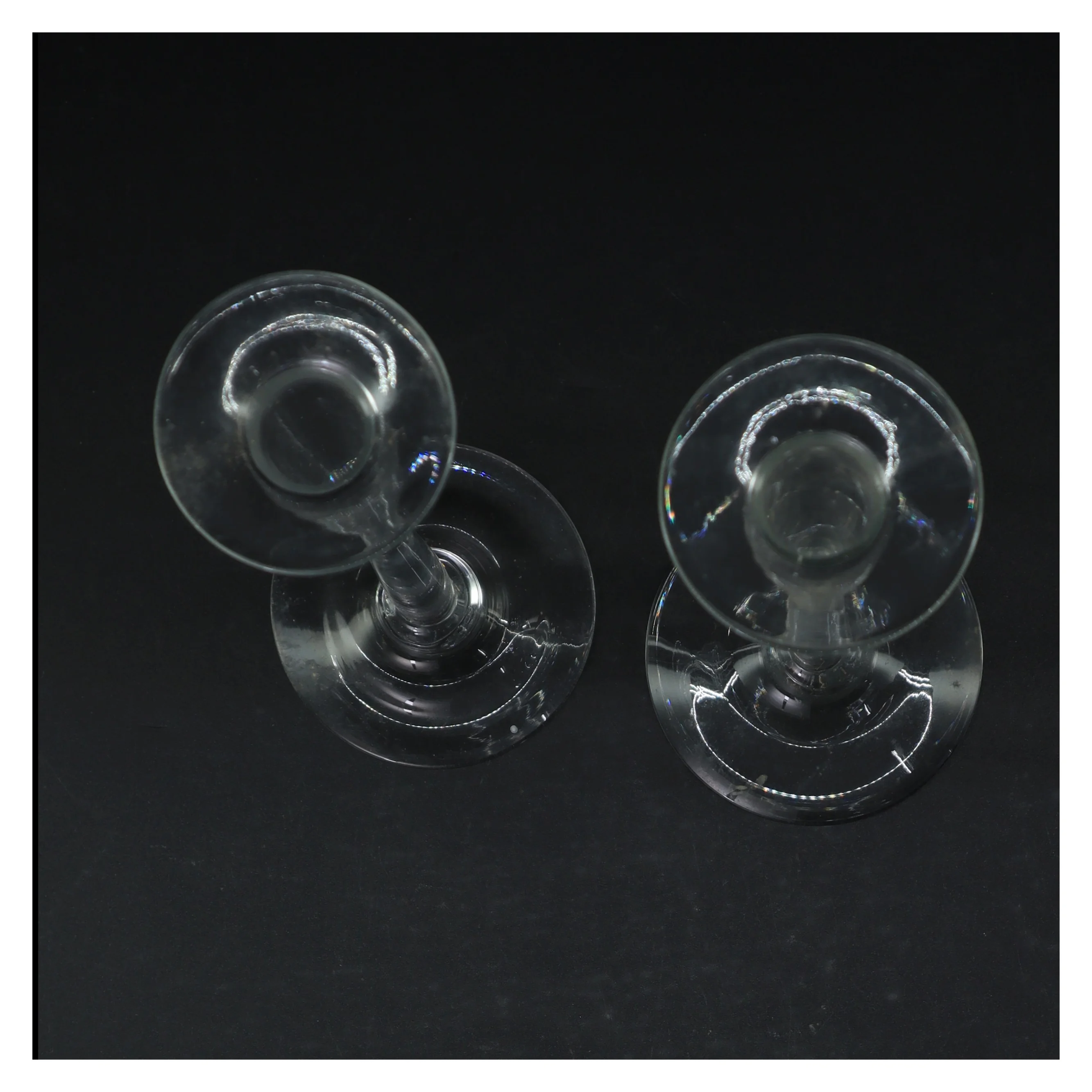 Glas lysestager (str. Længde, 24 cm. ø. 10 cm. og ø, 8 cm)