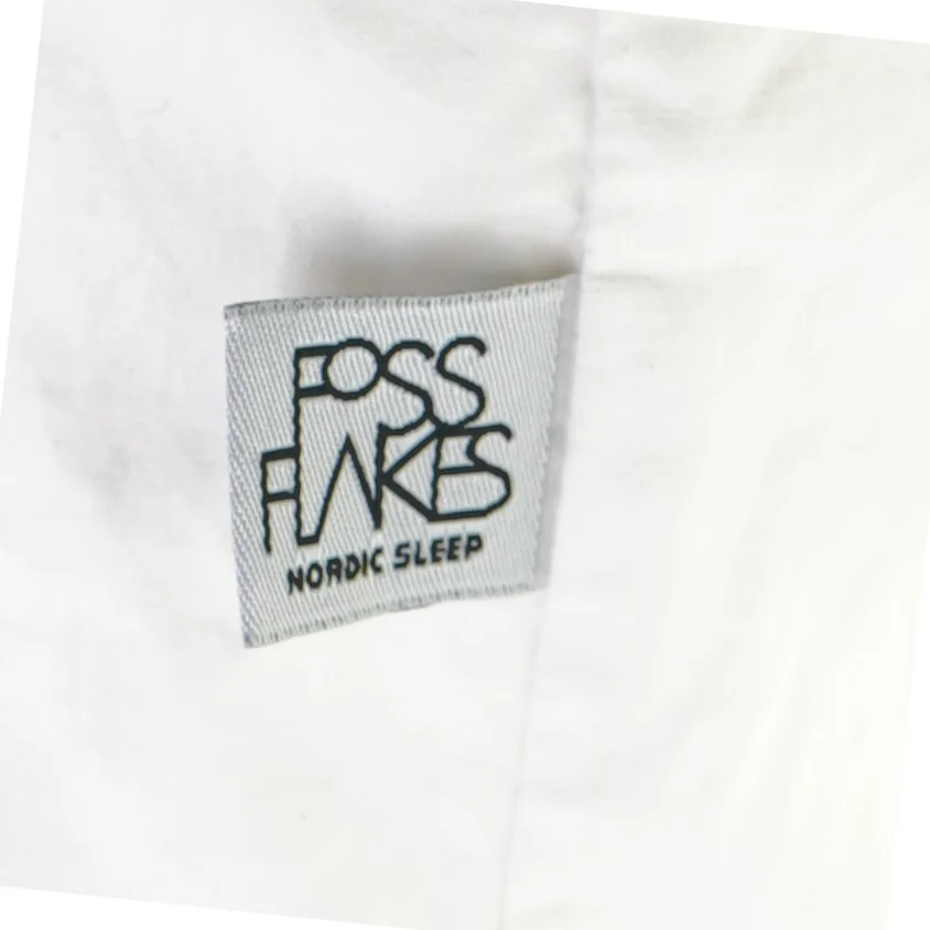 Sovepude u-form Foss Flakes fra Nordic Sleep (str. 75 x 100 cm)