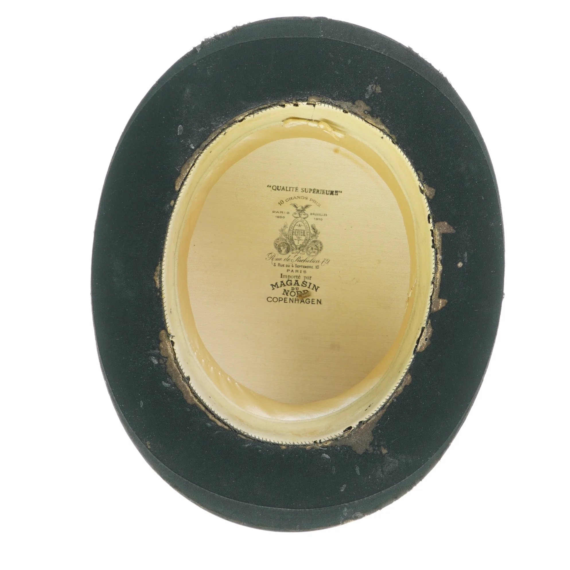 Høj hat (str. 32 x 26 x 17 cm)