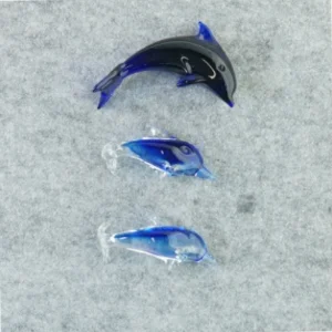 Glas delfiner (str. 14 x 4 cm og 12 x 3 cm)