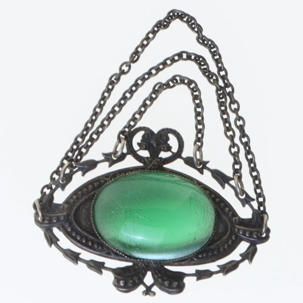 Vintage broche med grønt glas (str. 5 cm)