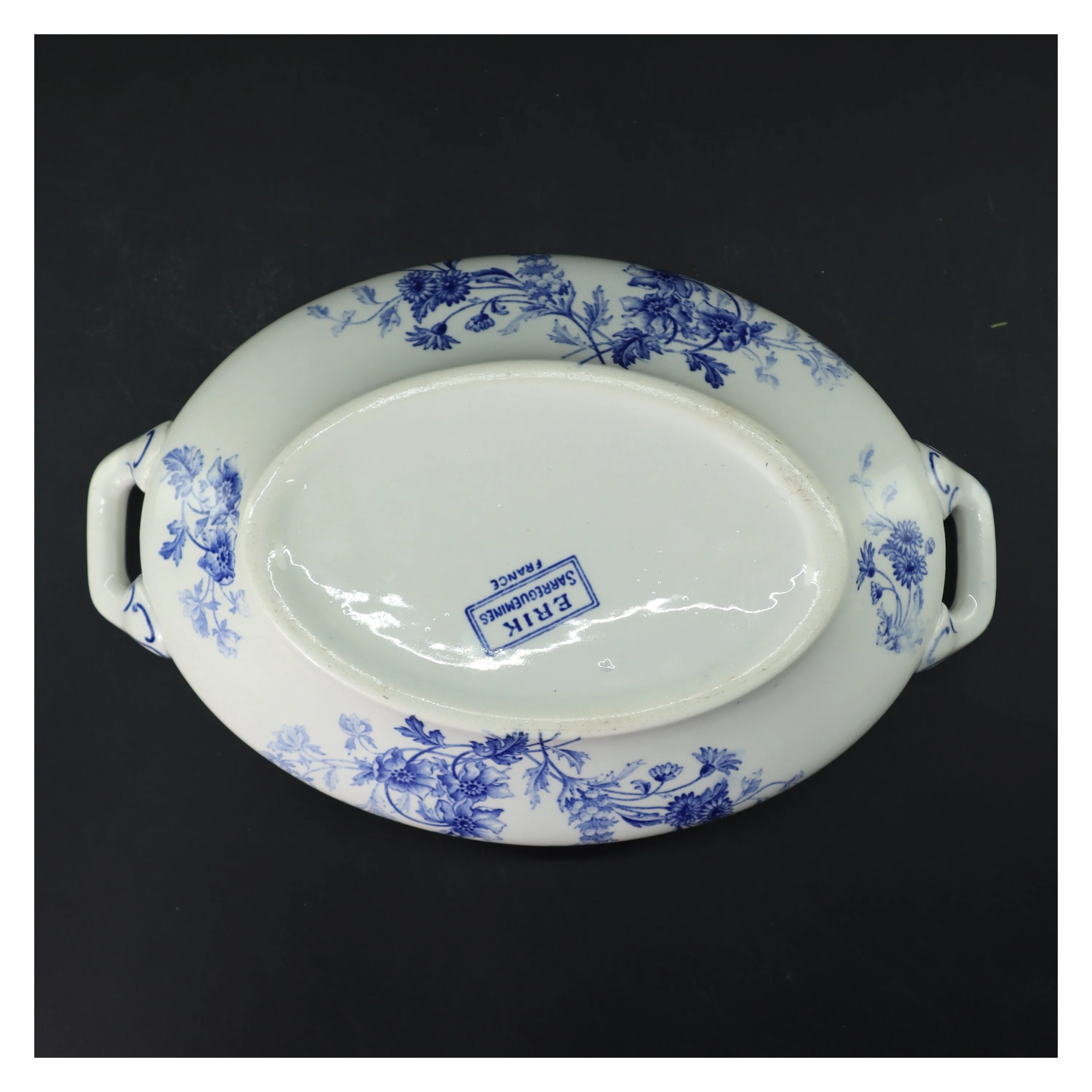 Porcelæn serveringsskål med låg fra ERIK SAREDLER FAENCE (str. 30x18 cm)