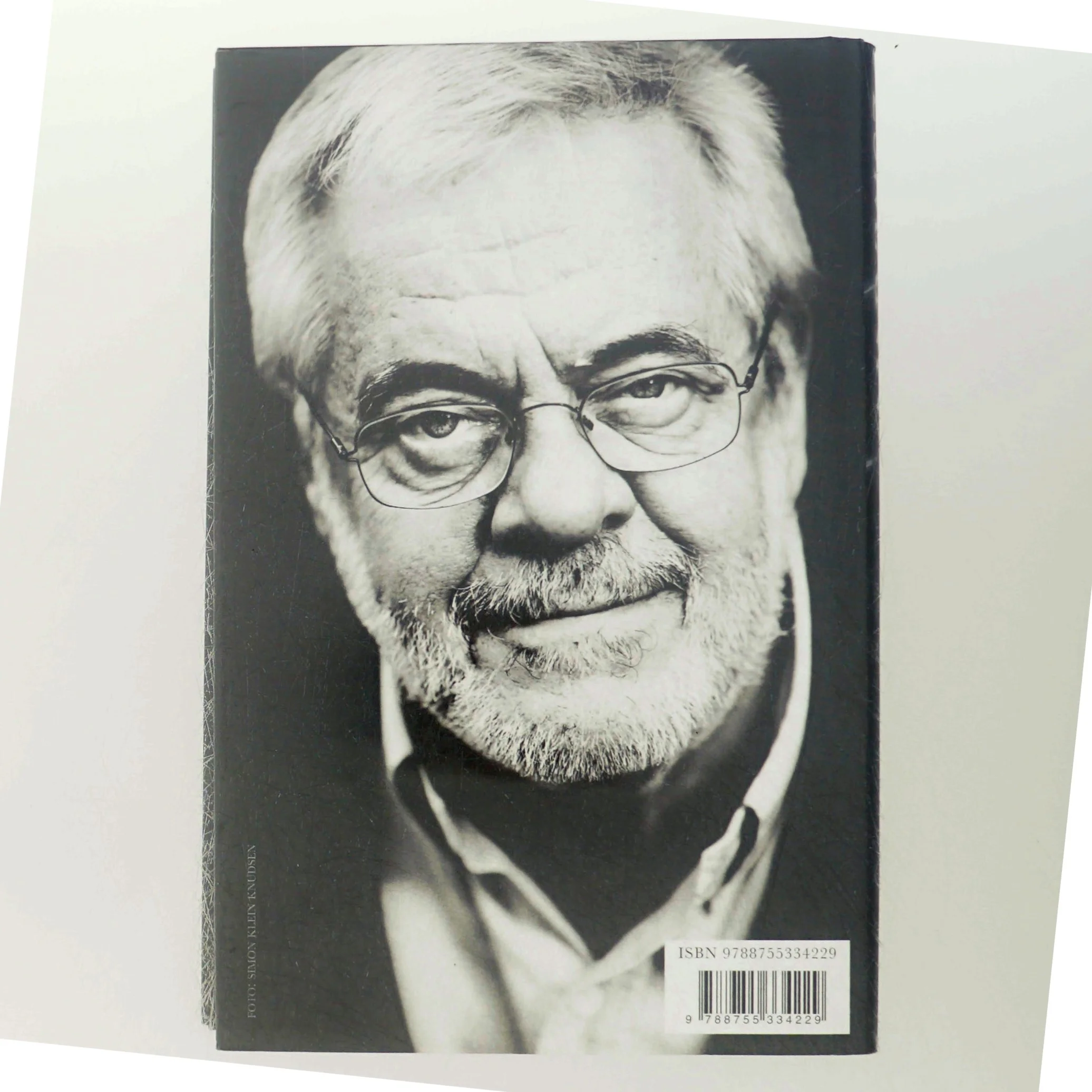 Døden indhenter jer : thriller af Frank Esmann (Bog)