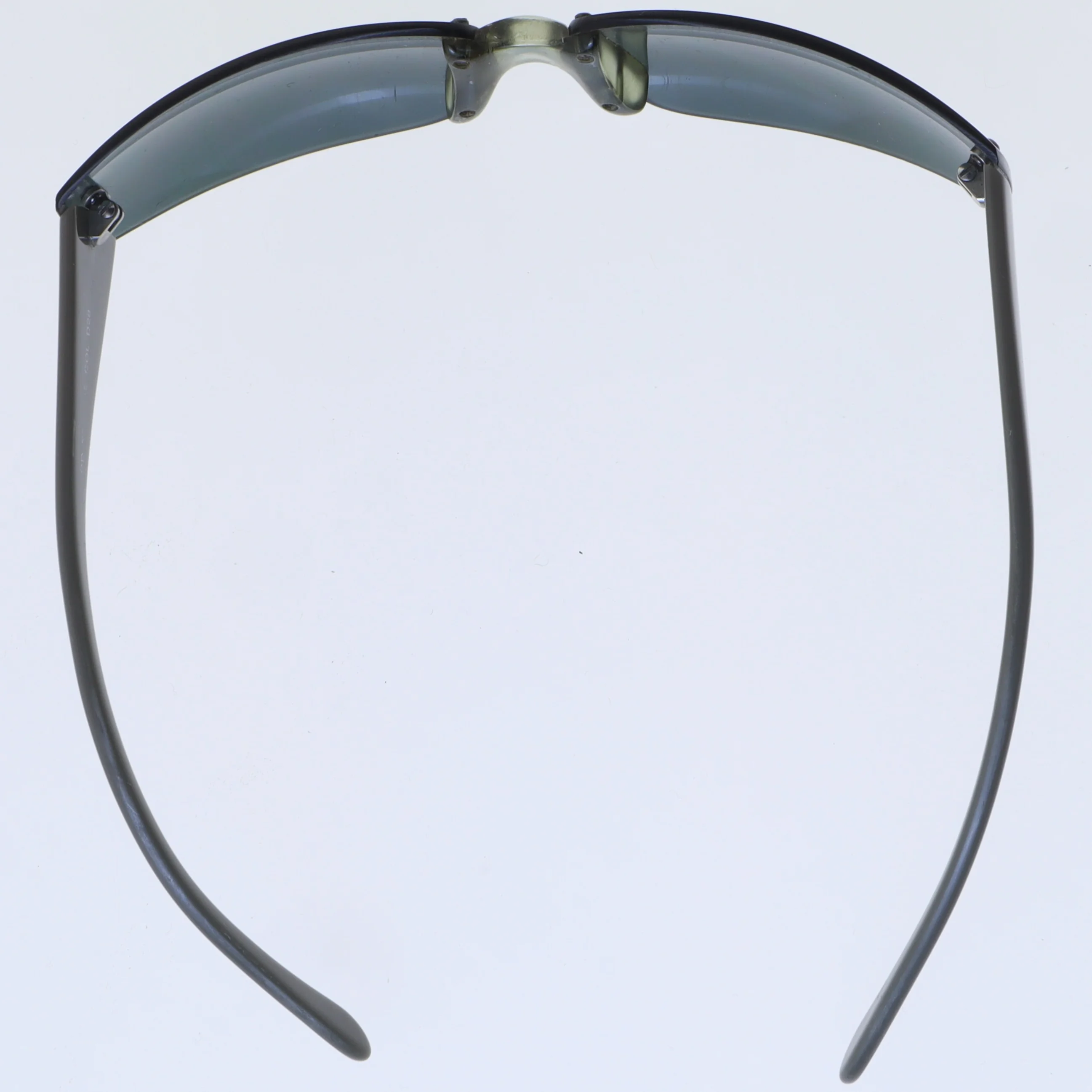 Solbriller med mørke linser fra Fendissime (str. 16 cm)