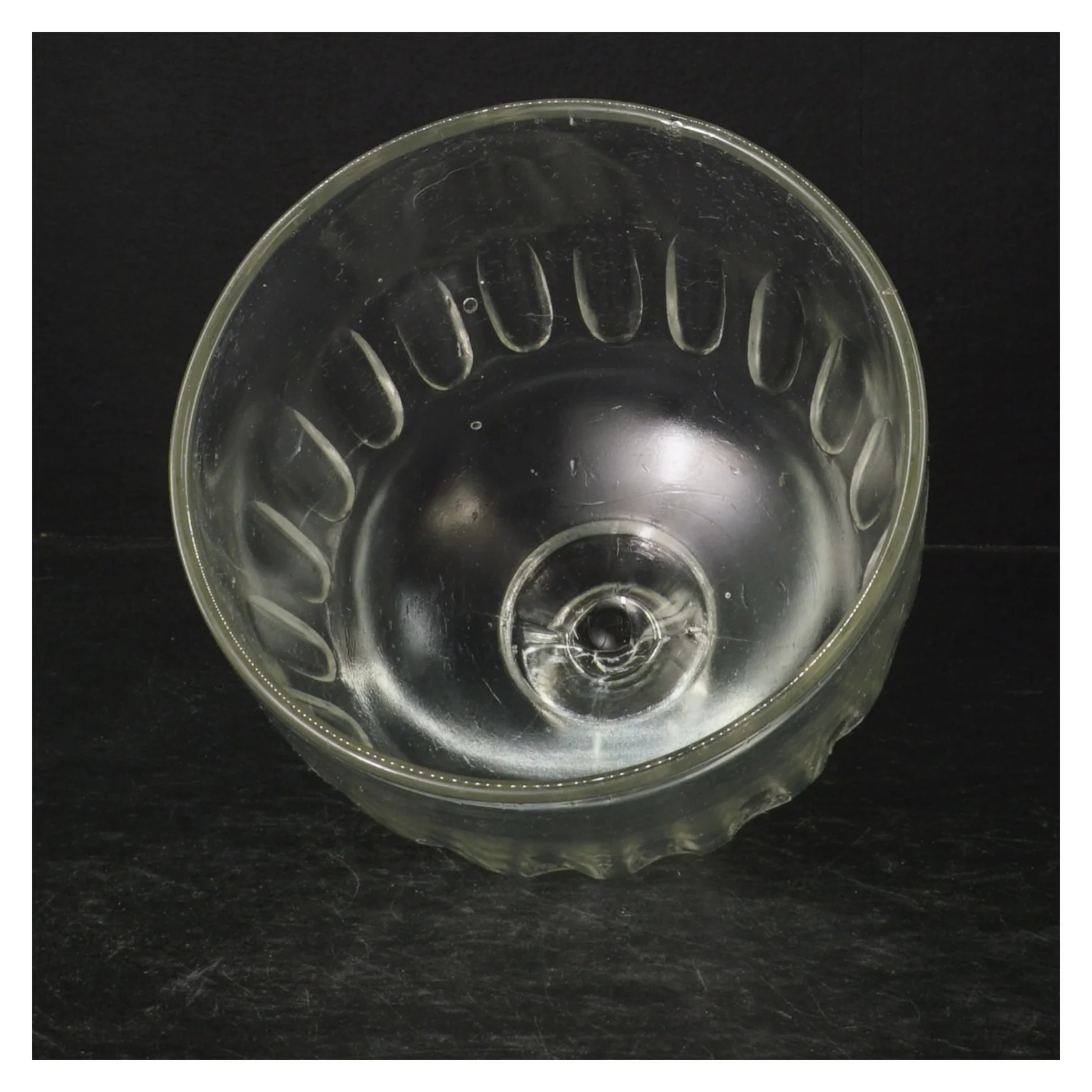 Glasosteklokke (str. Ø. 15,5 cm)