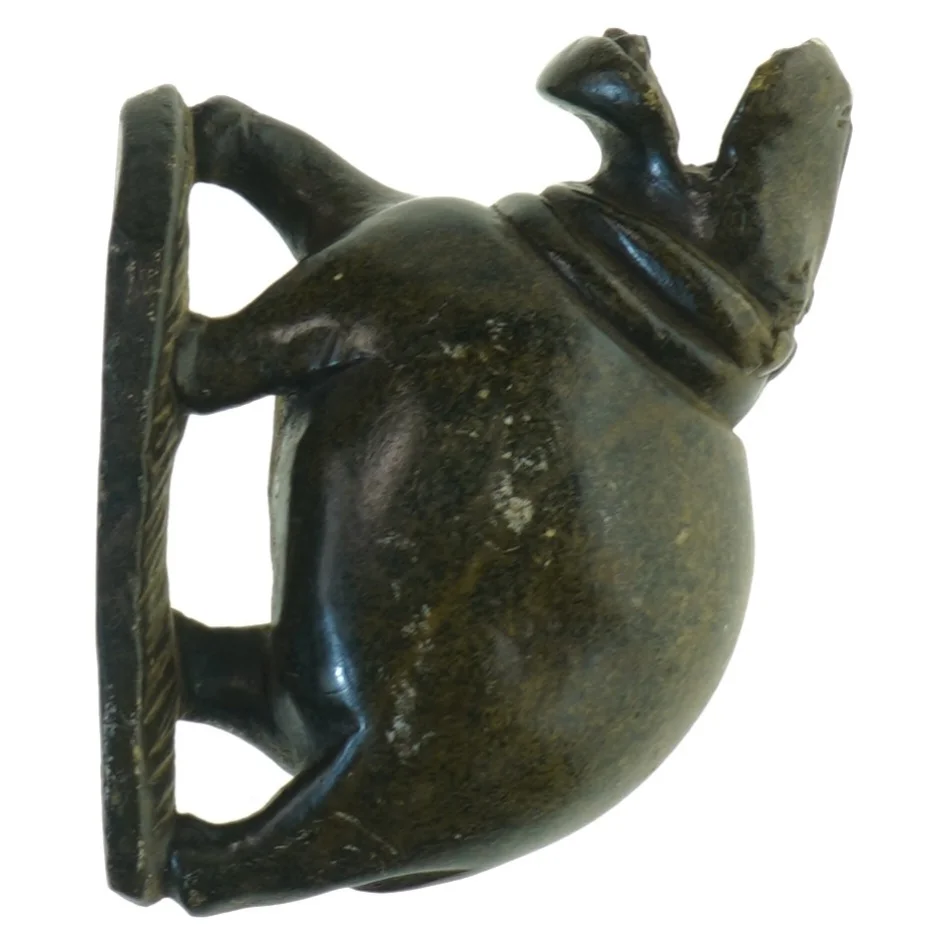 Stenfigu af flodhest (str. 11x9,5 cm)