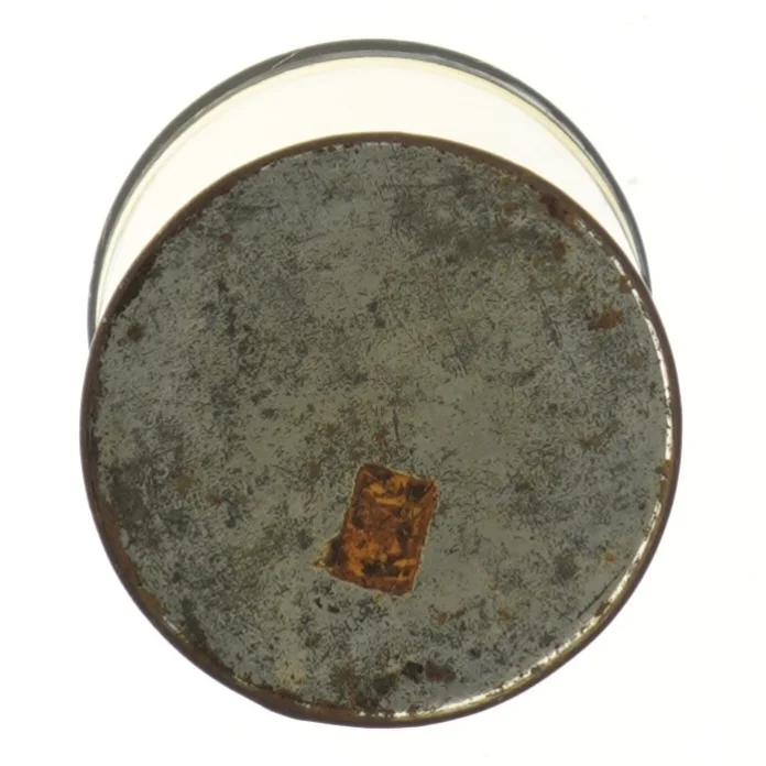 Metalbeholder med låg (str. Ø 10 cm længde 13,5 cm)