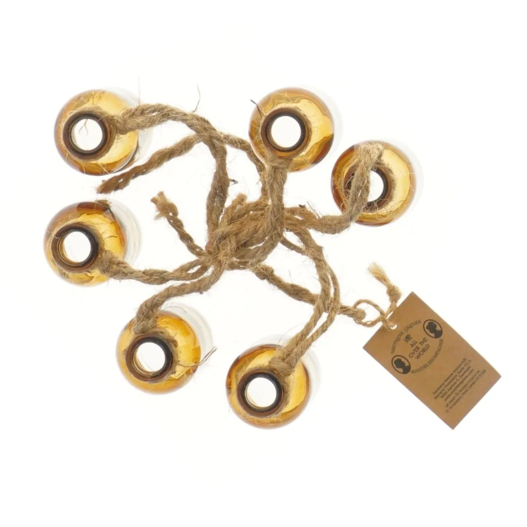 Sæt med 6 små glasflasker fra Søstrene Grene (str. 6 cm)