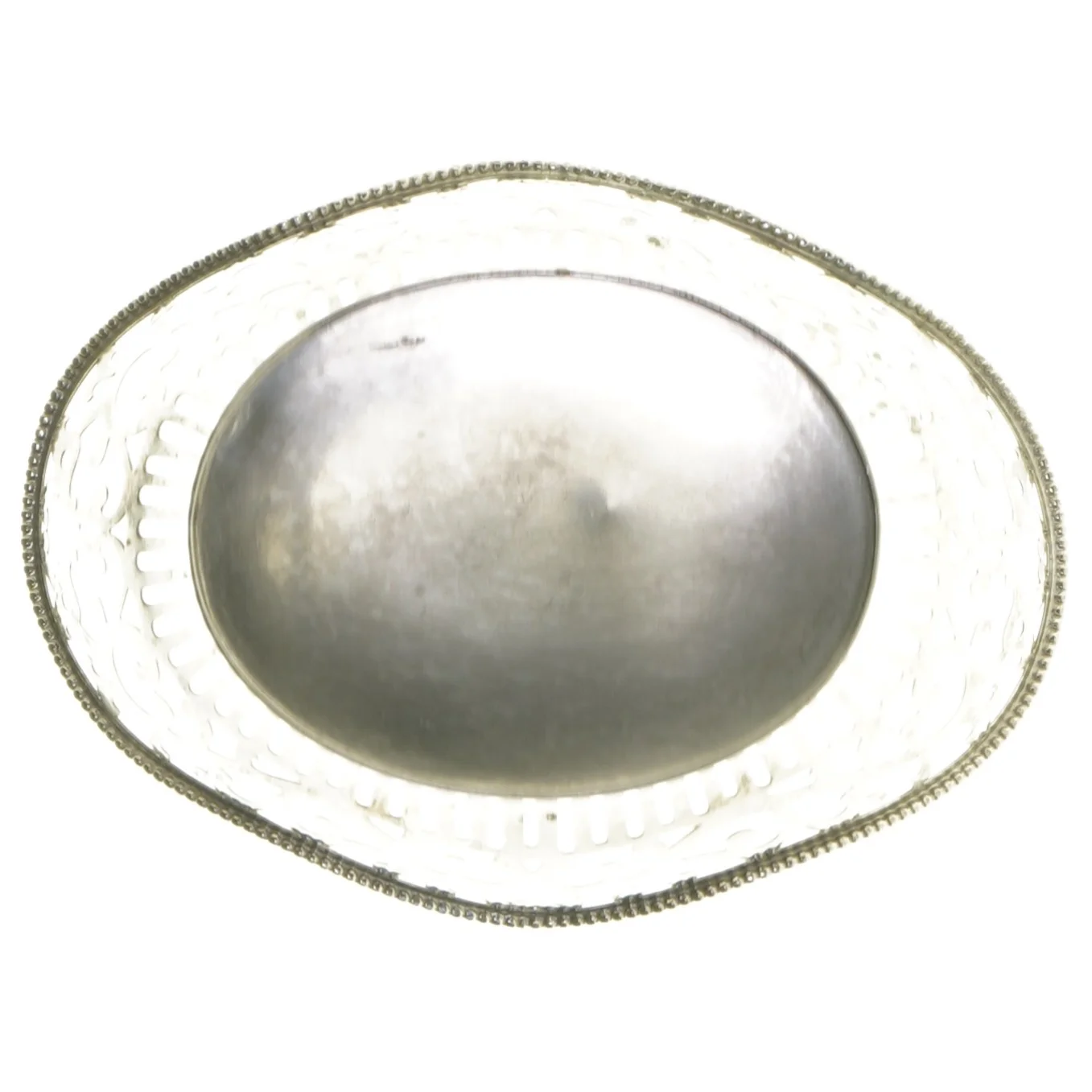 Dekorativ sølvfad (str. 15,5x11,5 cm)