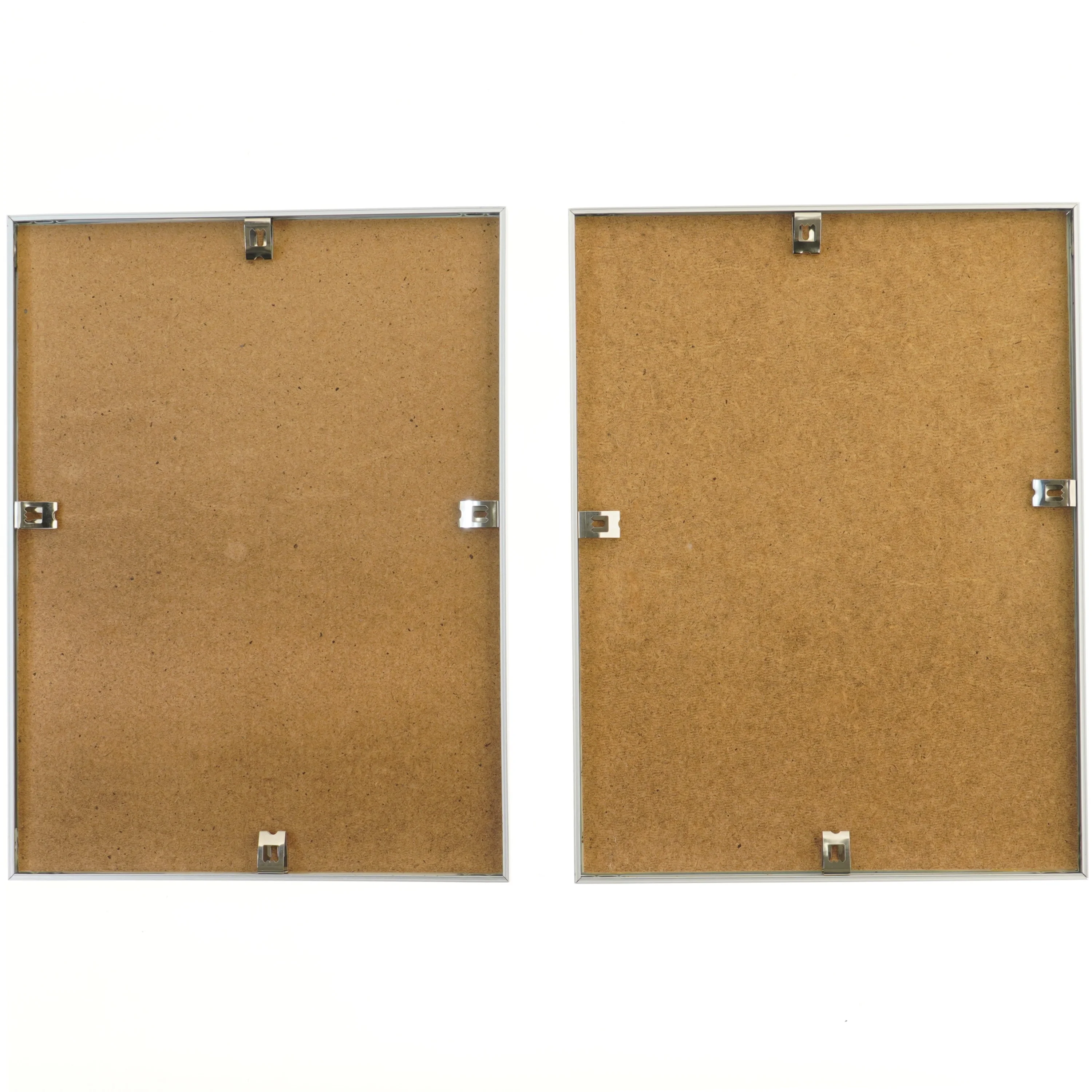 To indrammede billeder af bylandskaber (str. 2 stk 41x31 cm)