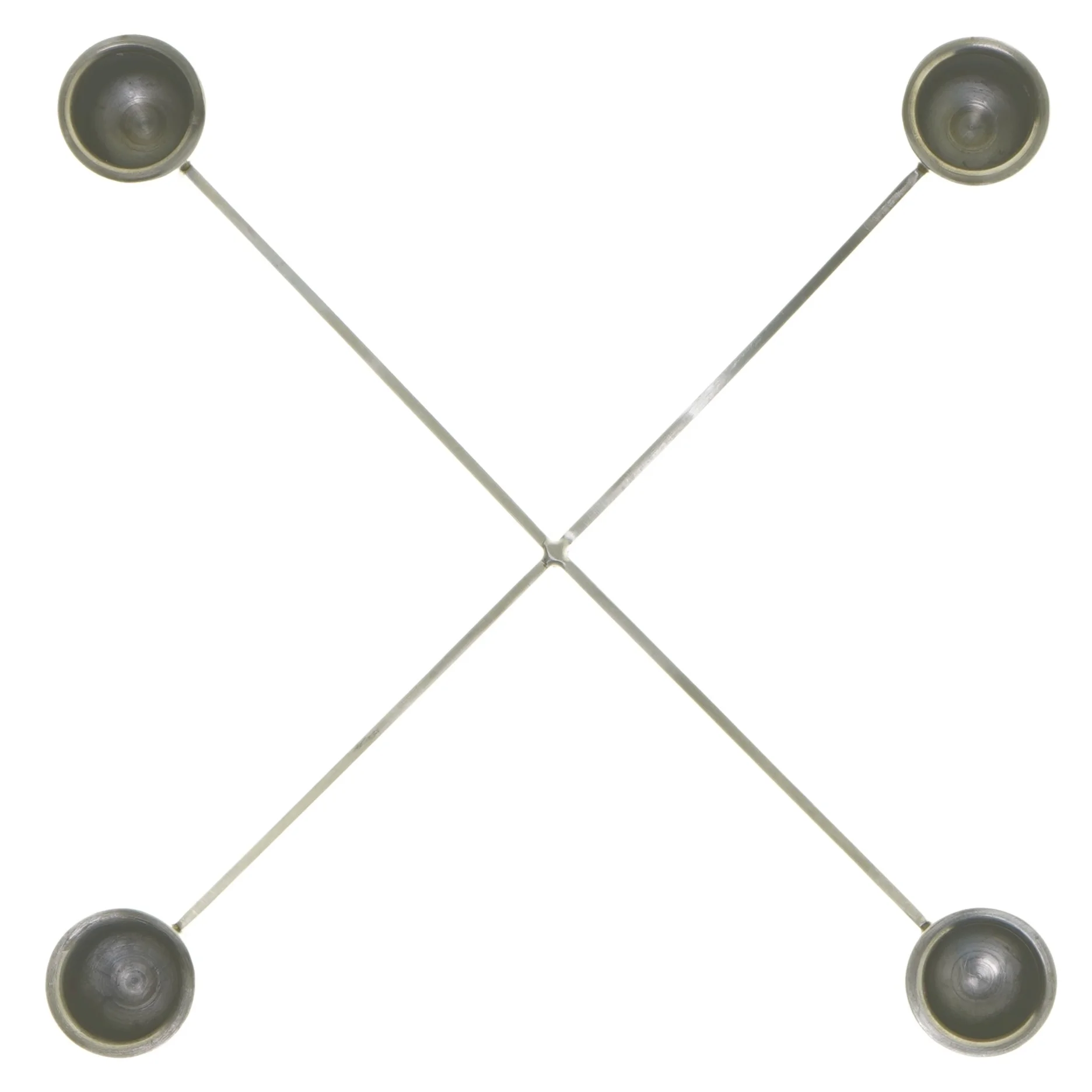 Lysestage i metal (str. 27,5 cm)