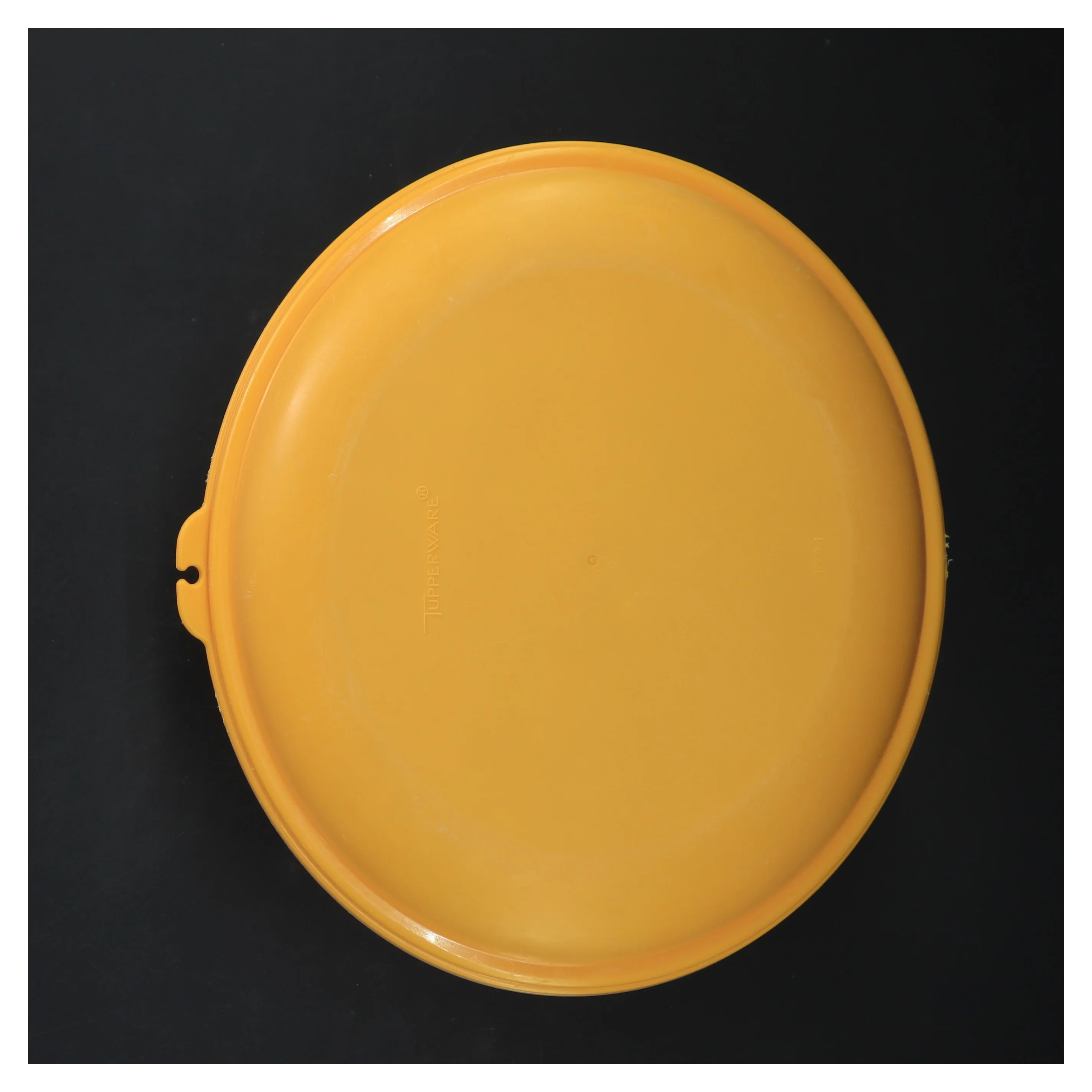 Rund plastbeholder med låg fra Tupperware (str. Ø 20 cm, 14 cm)