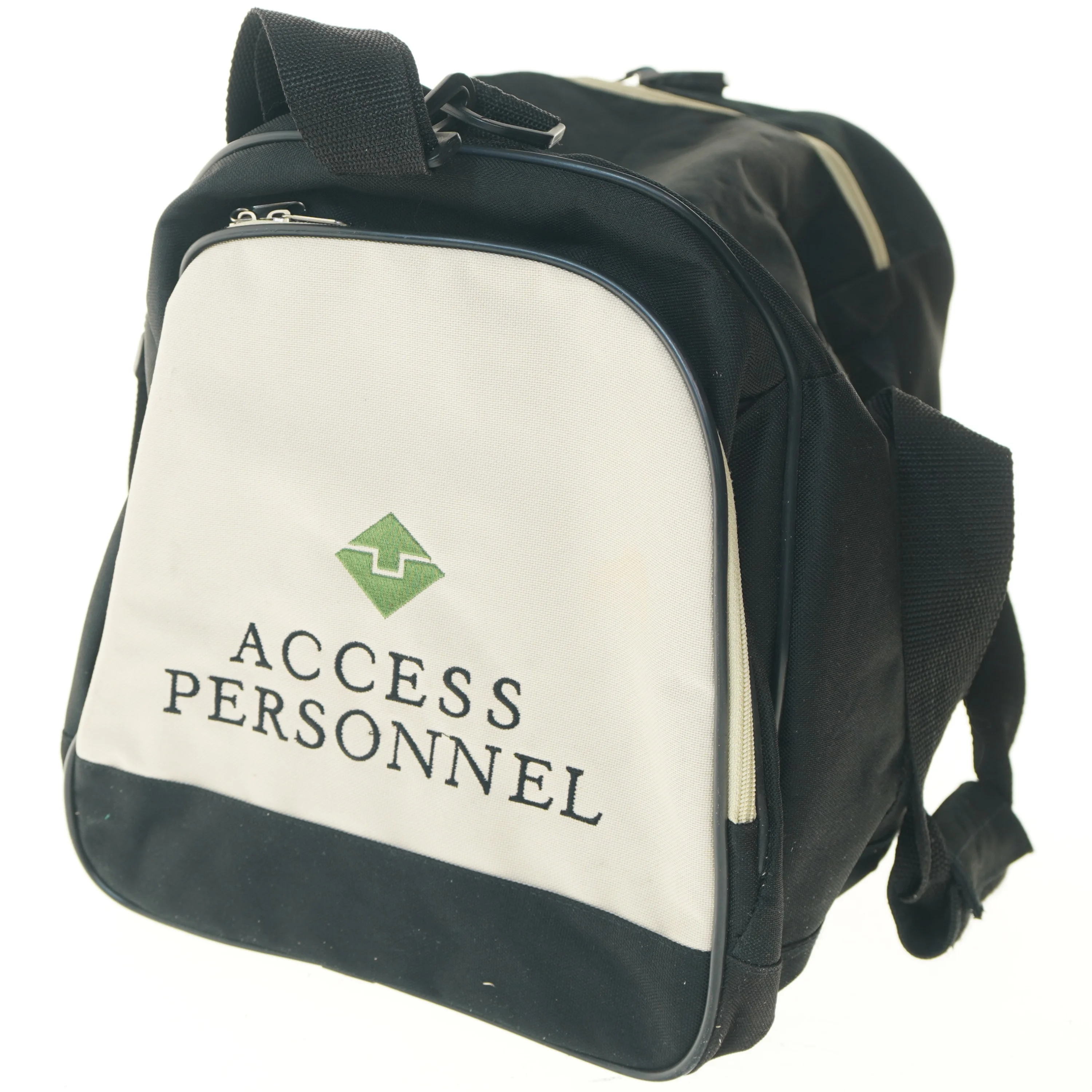 Sort og hvid sportstaske (str. 58,5x37 cm)