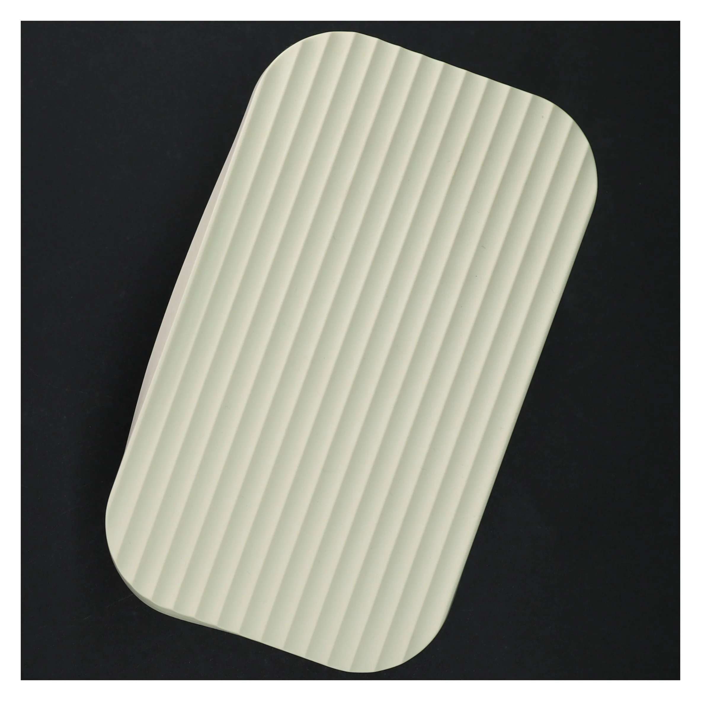 Opbevaringsbeholder med låg fra IKEA (str. 21 x. 12 cm)