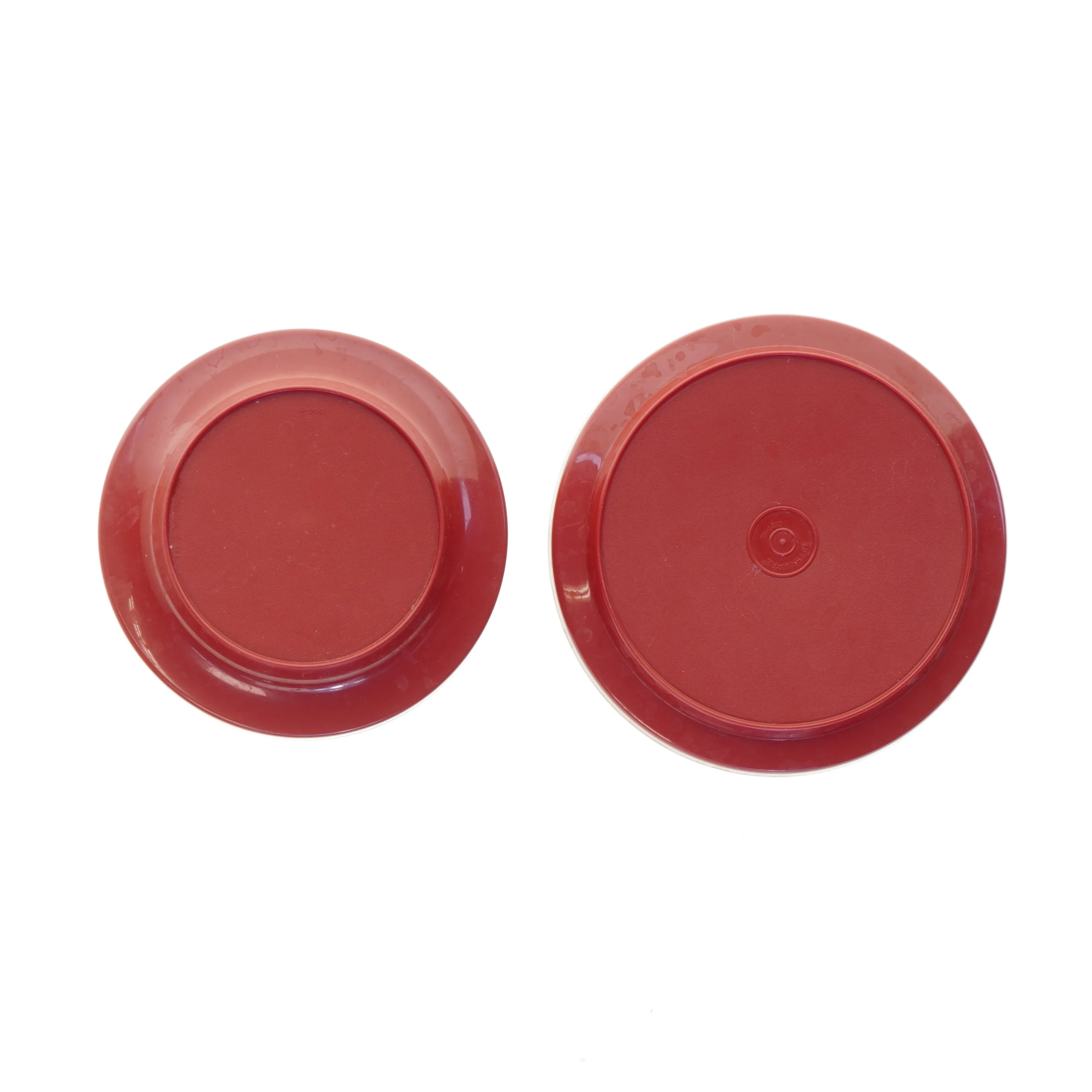 Plastik opbevaringsskåle med låg fra Tupperware (str. Ø 18 og 16 cm)