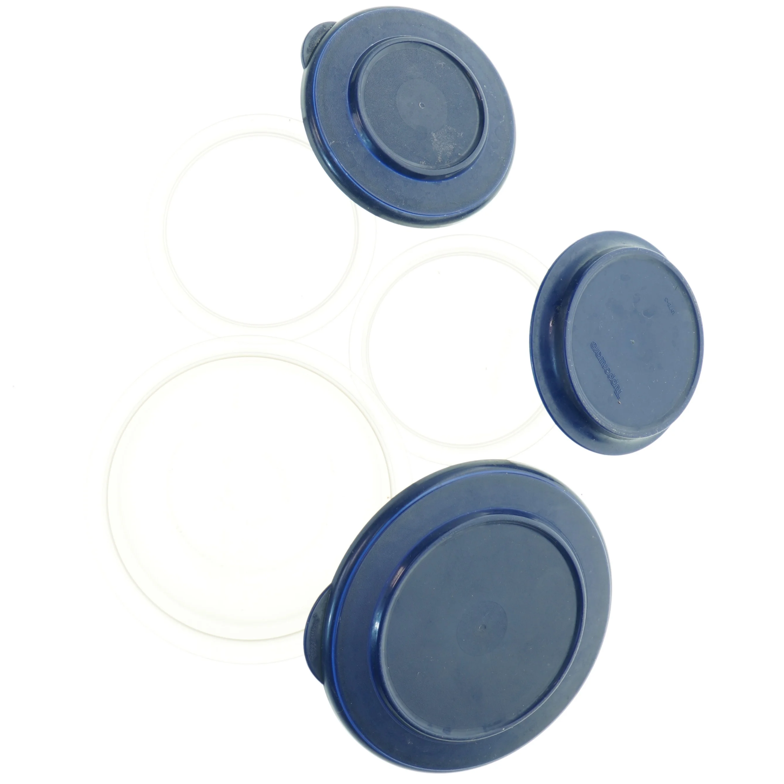 Beholdere med låg fra Tupperware (str. 10x6 og 14,5x8 cm)