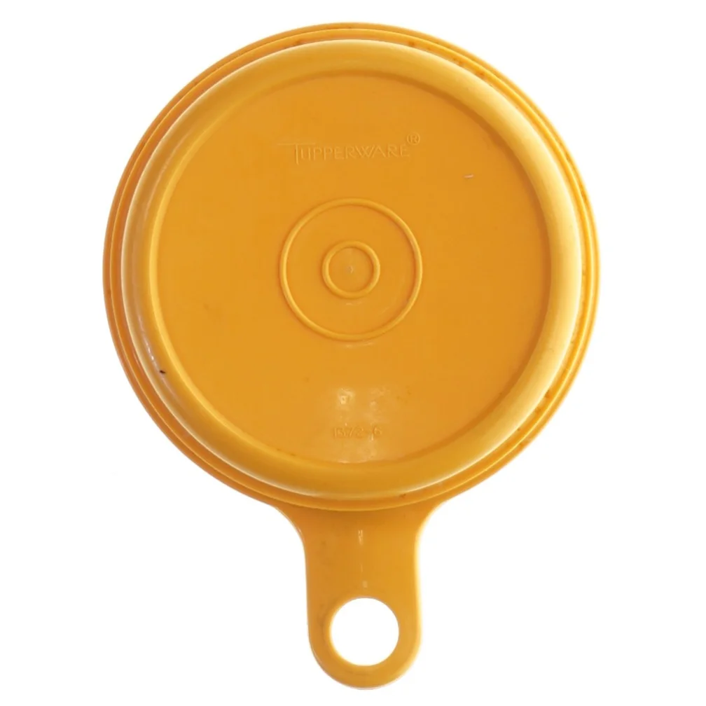 Målebæger fra Tupperware (str. 9,5x12,5x2,5 cm)