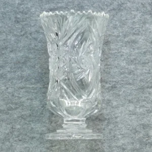 Vase i krystal (str. 18 x 10 cm)