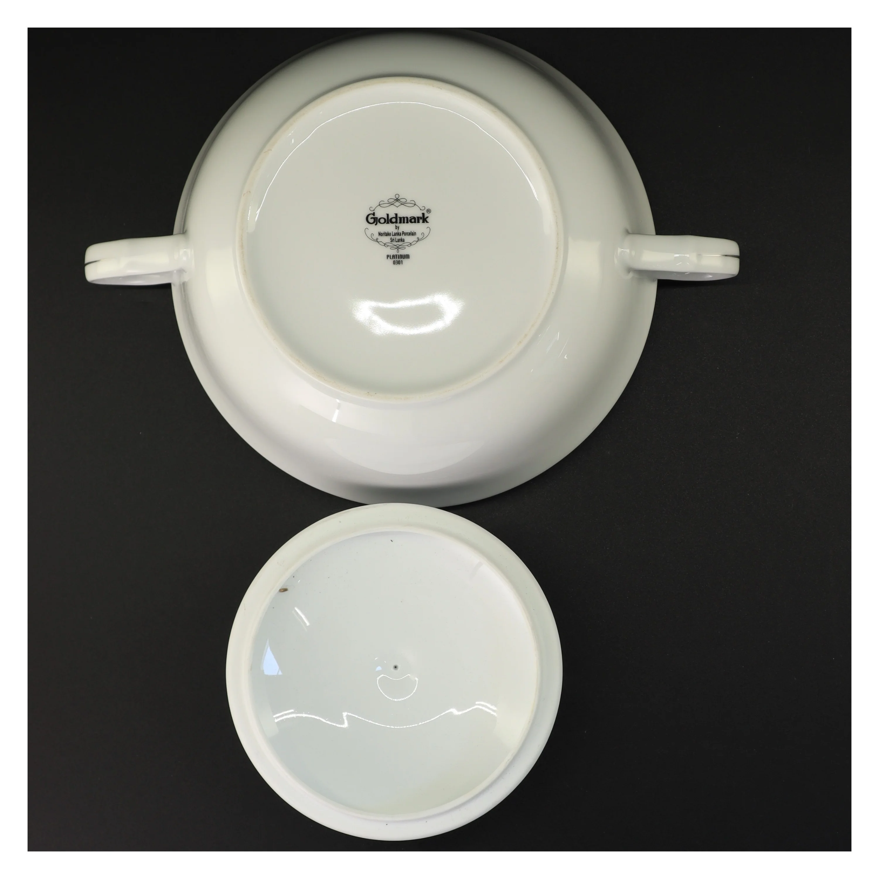 Suppeterrin med låg, hvid fra Goldmark (str. 29 x 16 cm)