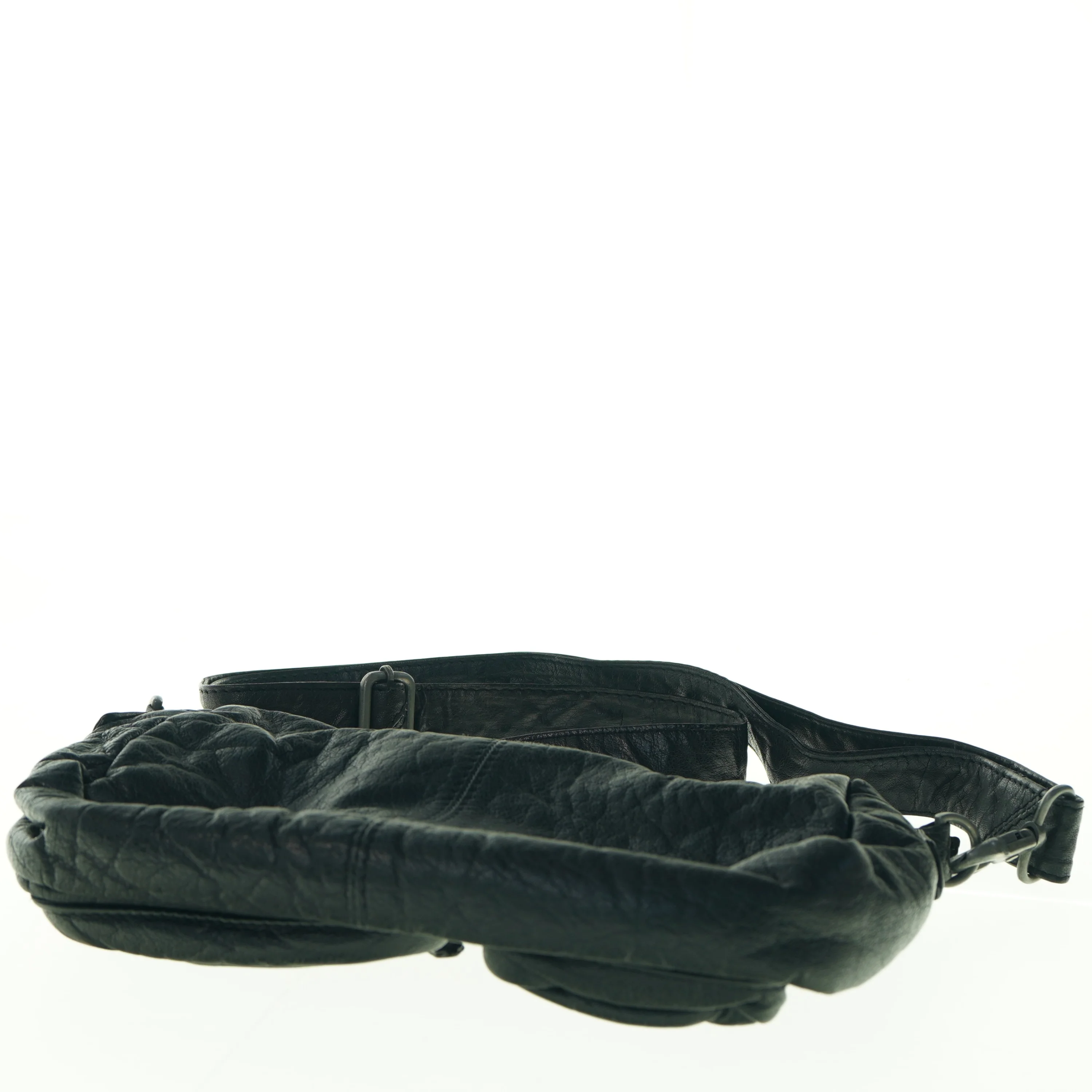 Sort skuldertaske fra Depeche Eu (str. 30 x 20 cm)