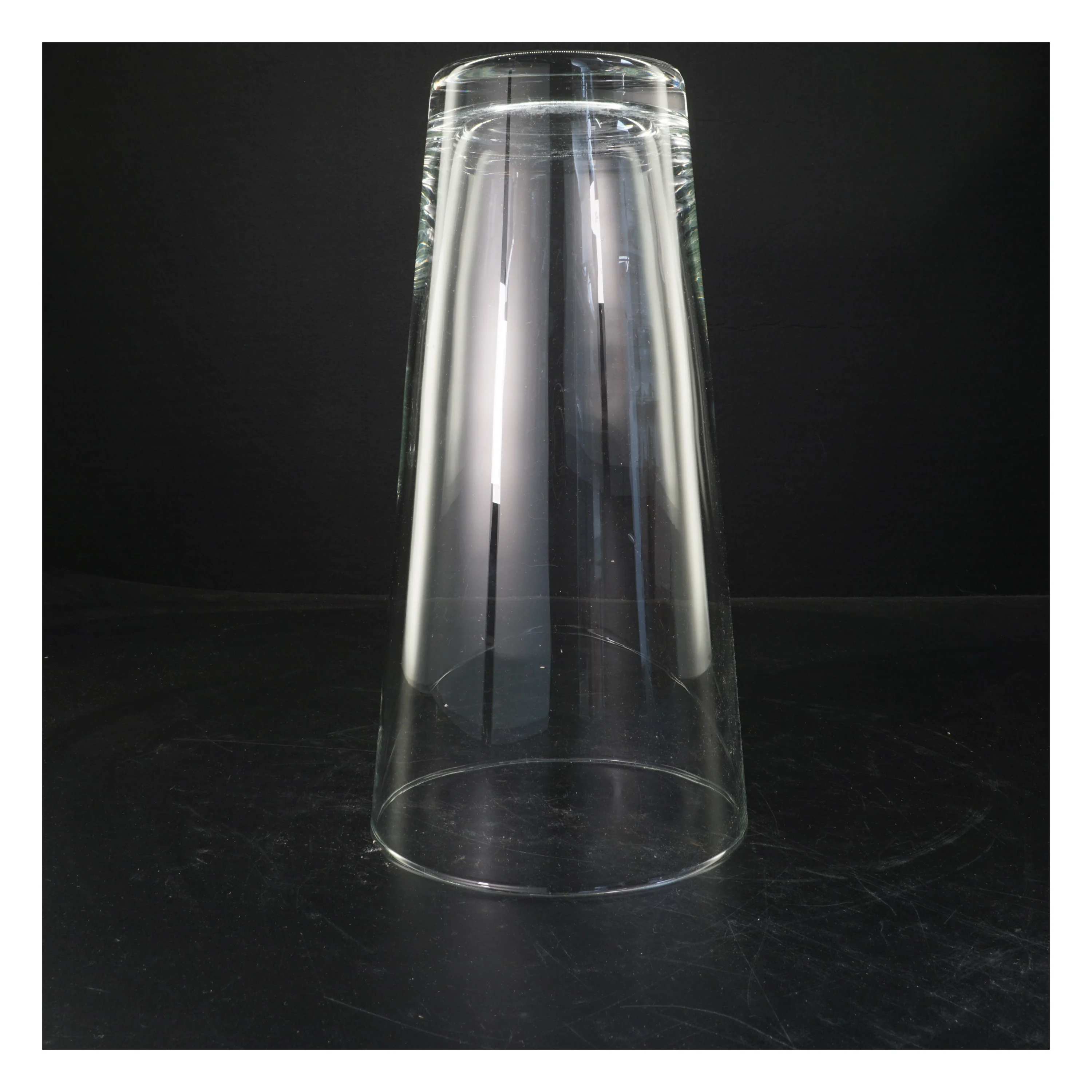 Høj glas vase (str. 30 cm)
