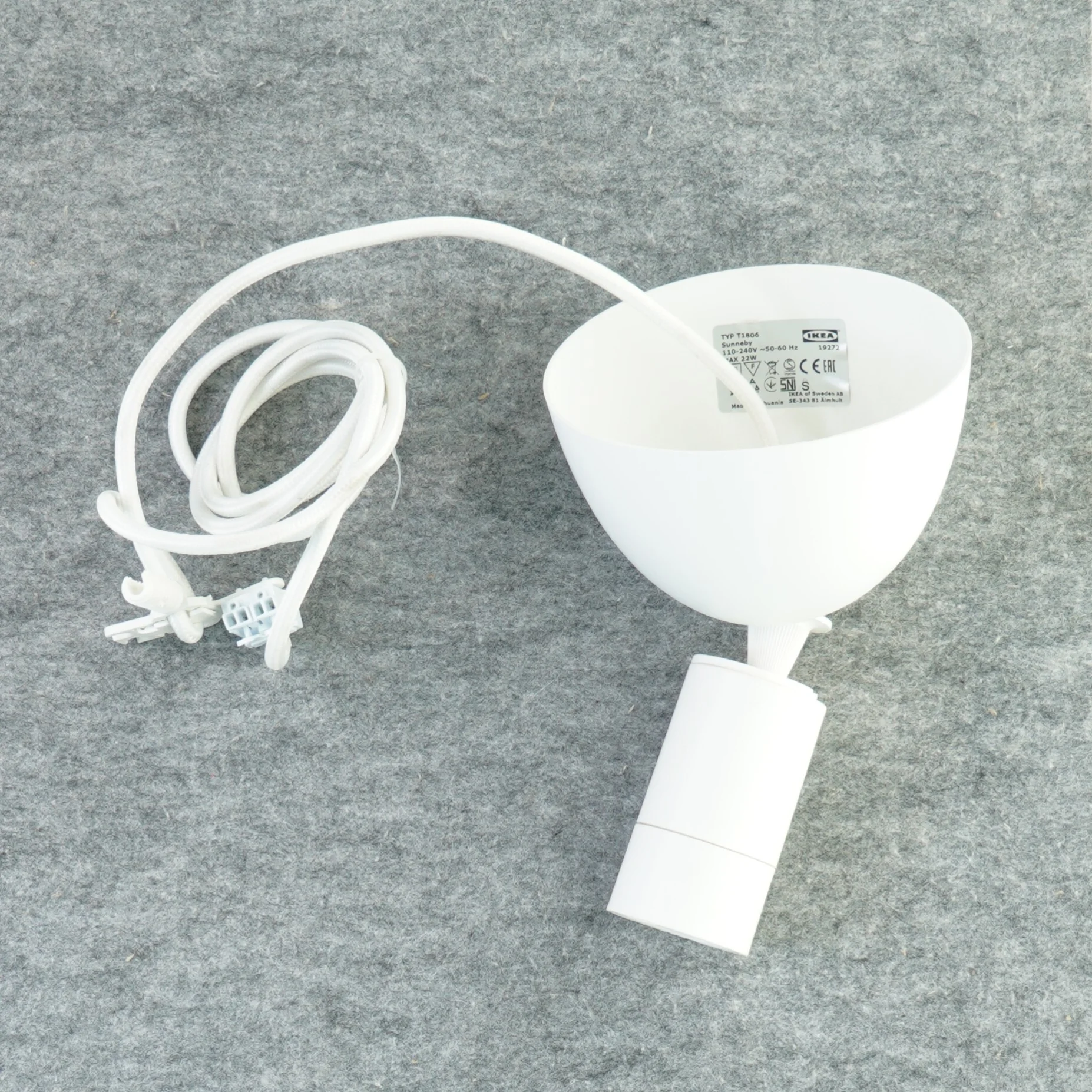 Ophæng til lampe fra Ikea (str. 13 x 21 cm)