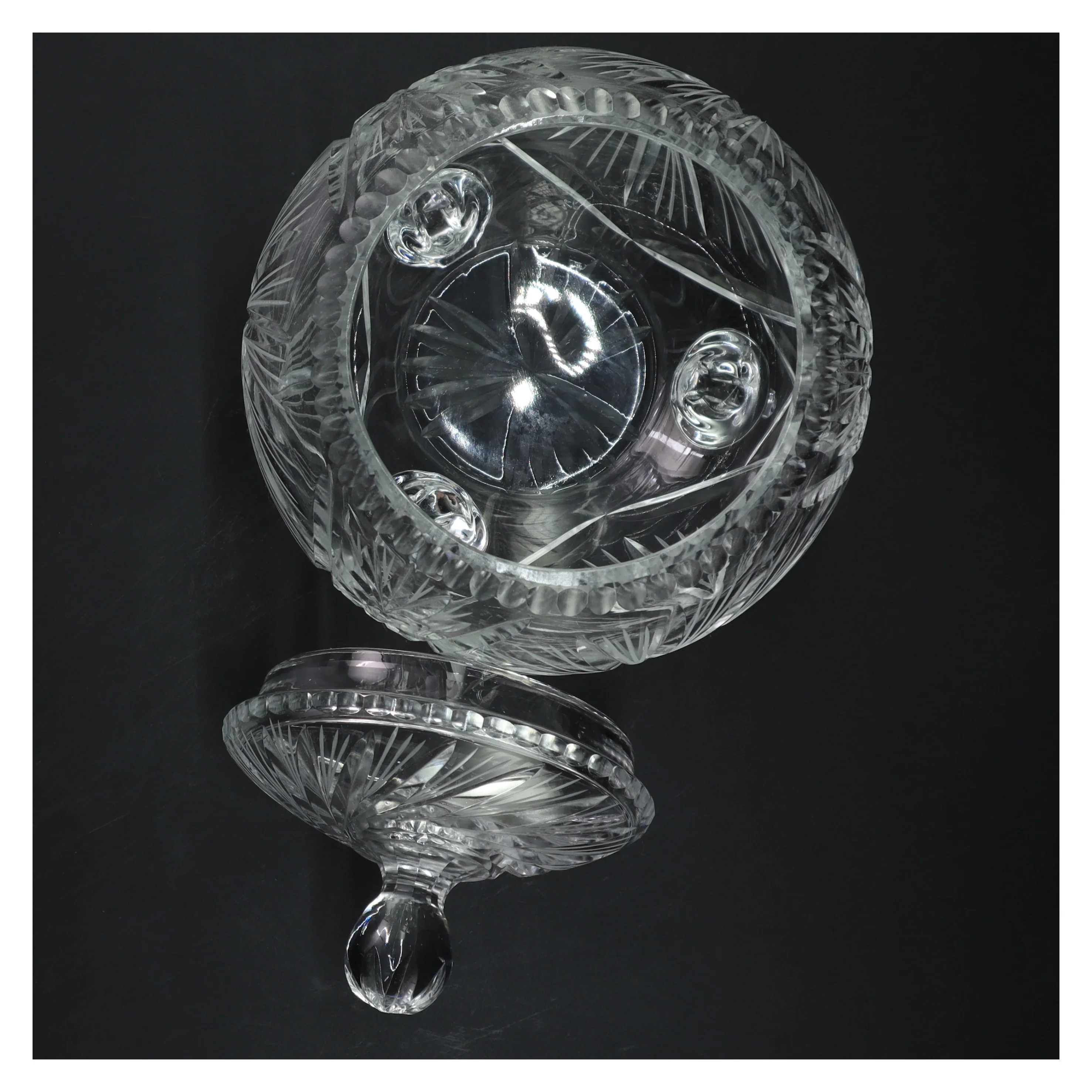 Krystal sukkerkrukke med låg (str. Ø 20 cm)