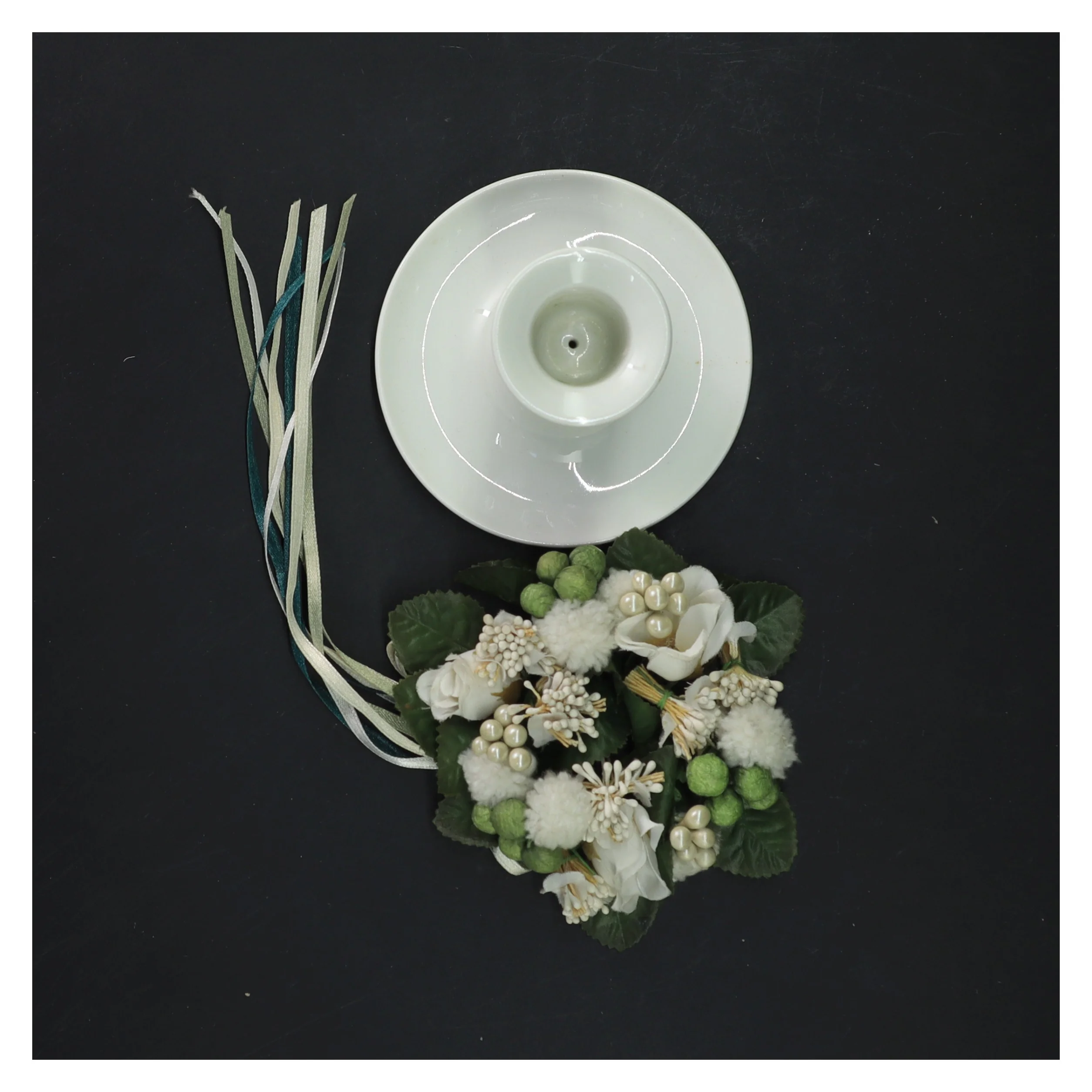 Dekorativ lysestage med blomster fra Royal Copenhagen (str. 10 cm)