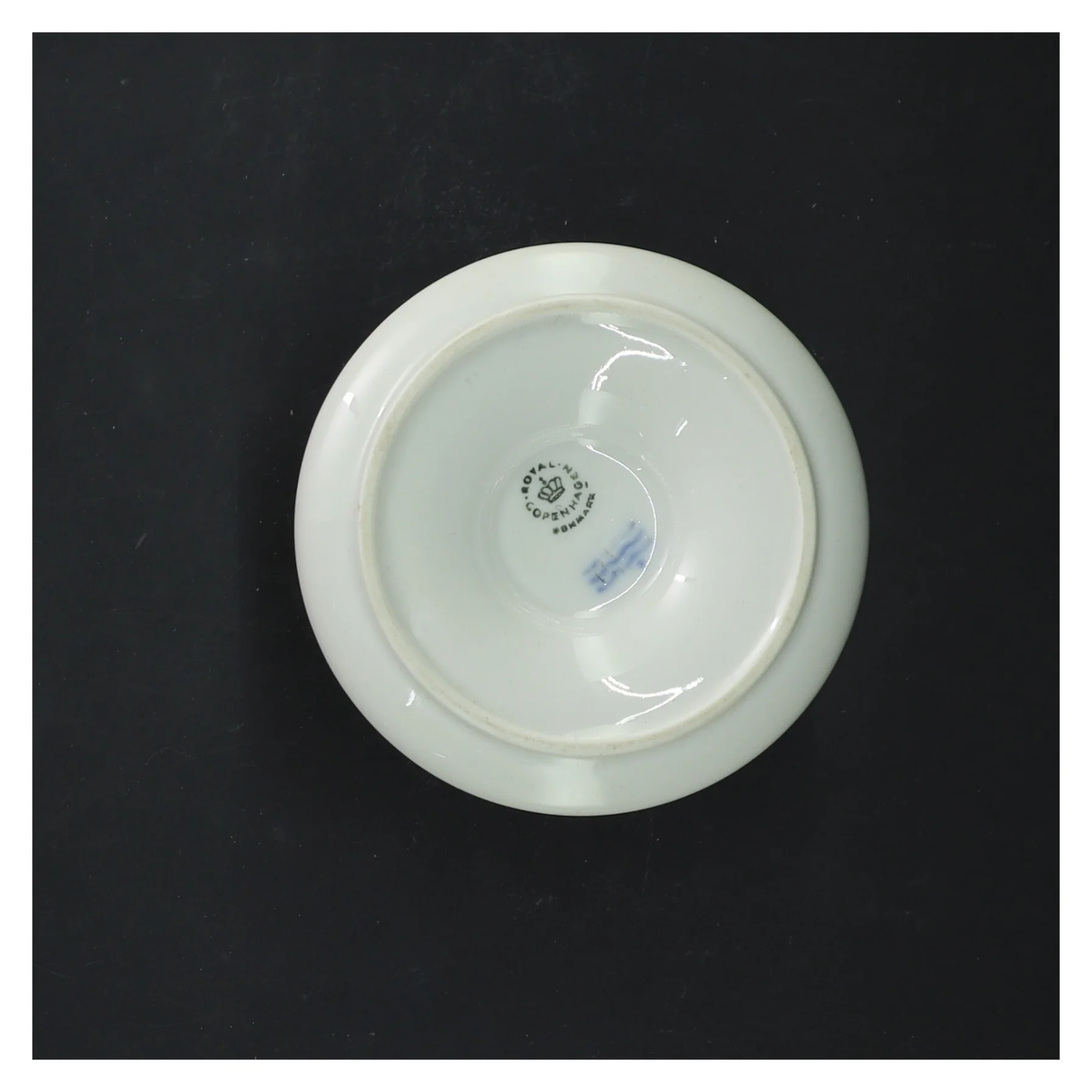 Dekorativ lysestage med blomster fra Royal Copenhagen (str. 10 cm)