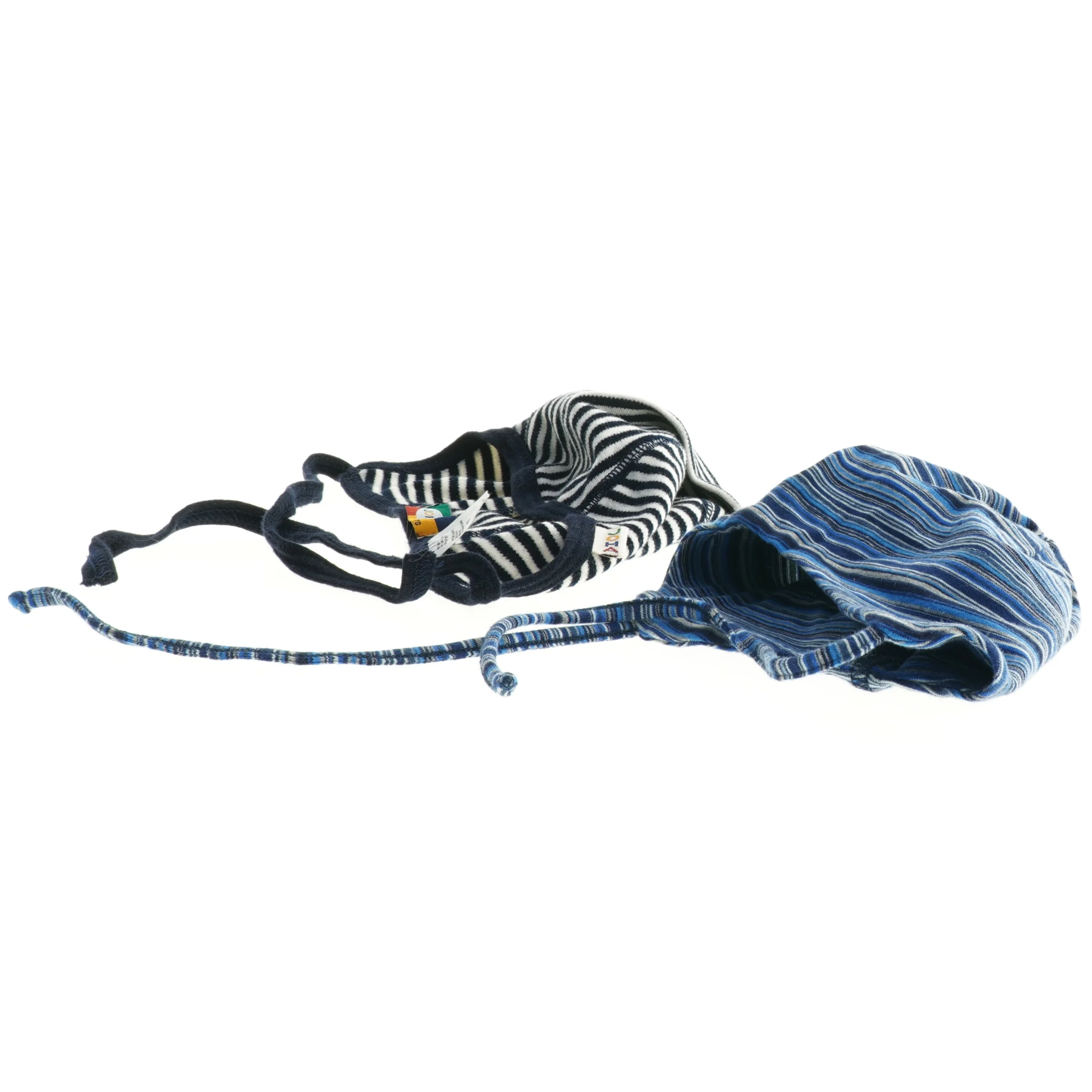 Babyhuer fra Joha (str. 17 cm bred)