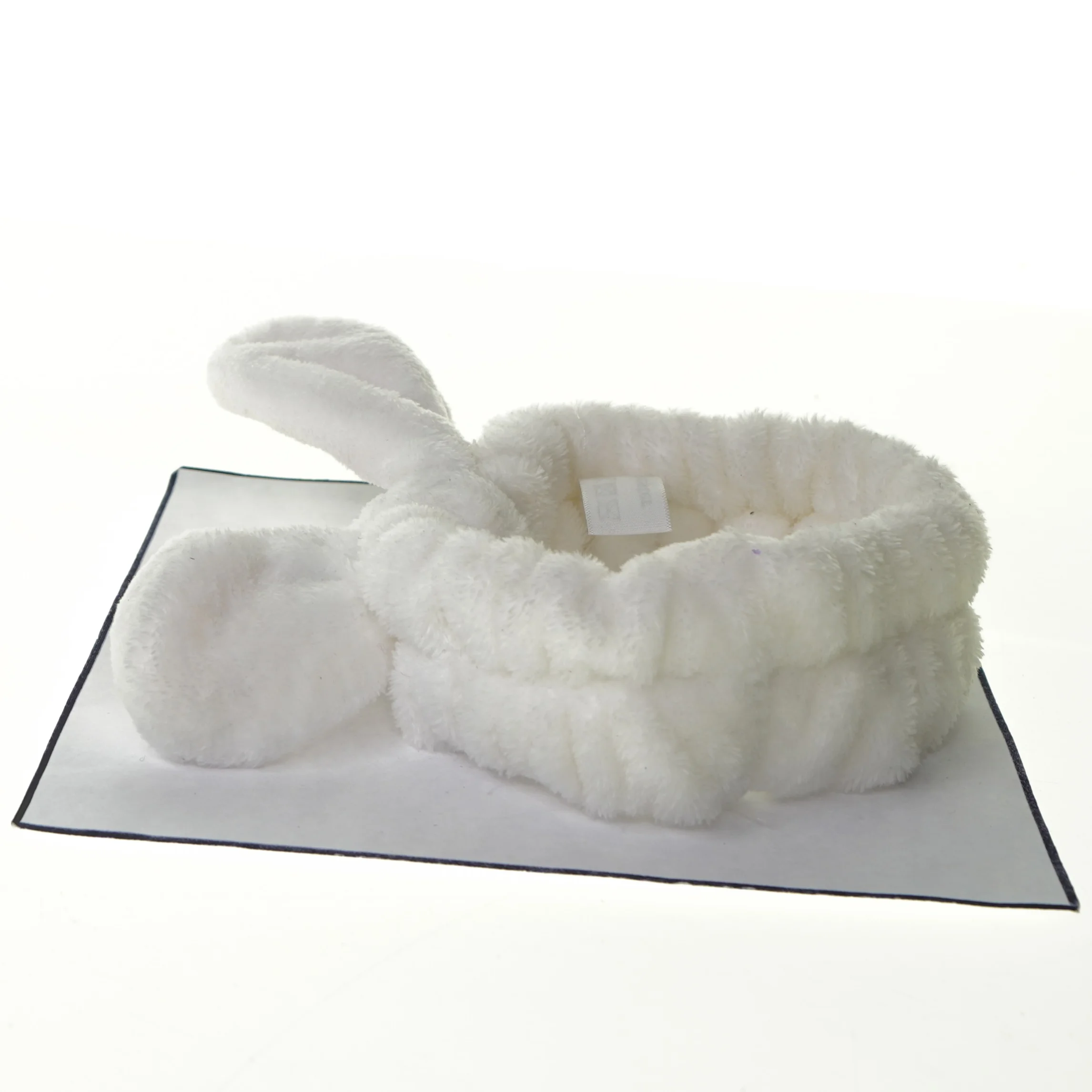 Hårbånd med kaninører (str. 16 x 9 cm)