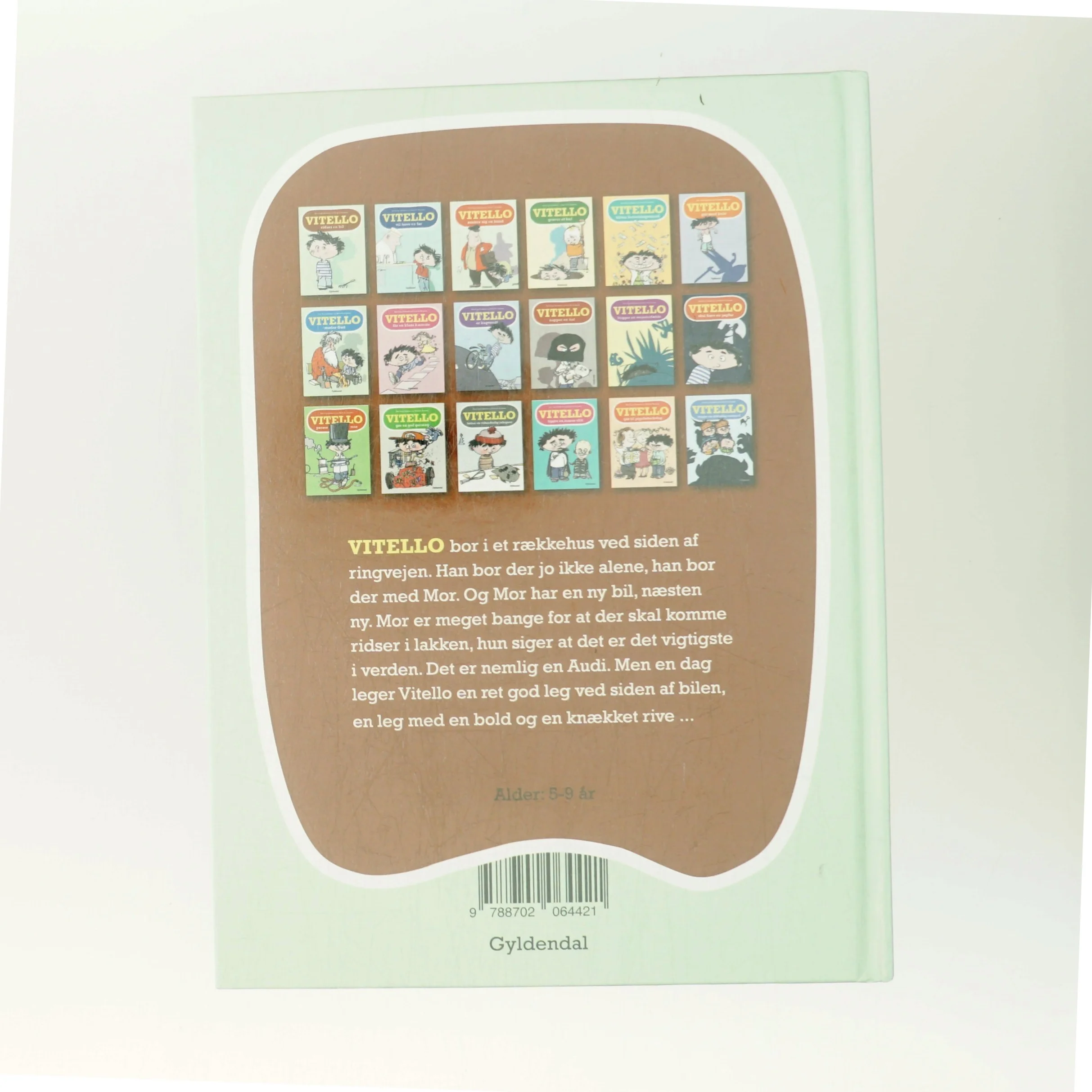 Vitello ridser en bil af Kim Fupz Aakeson (Bog)