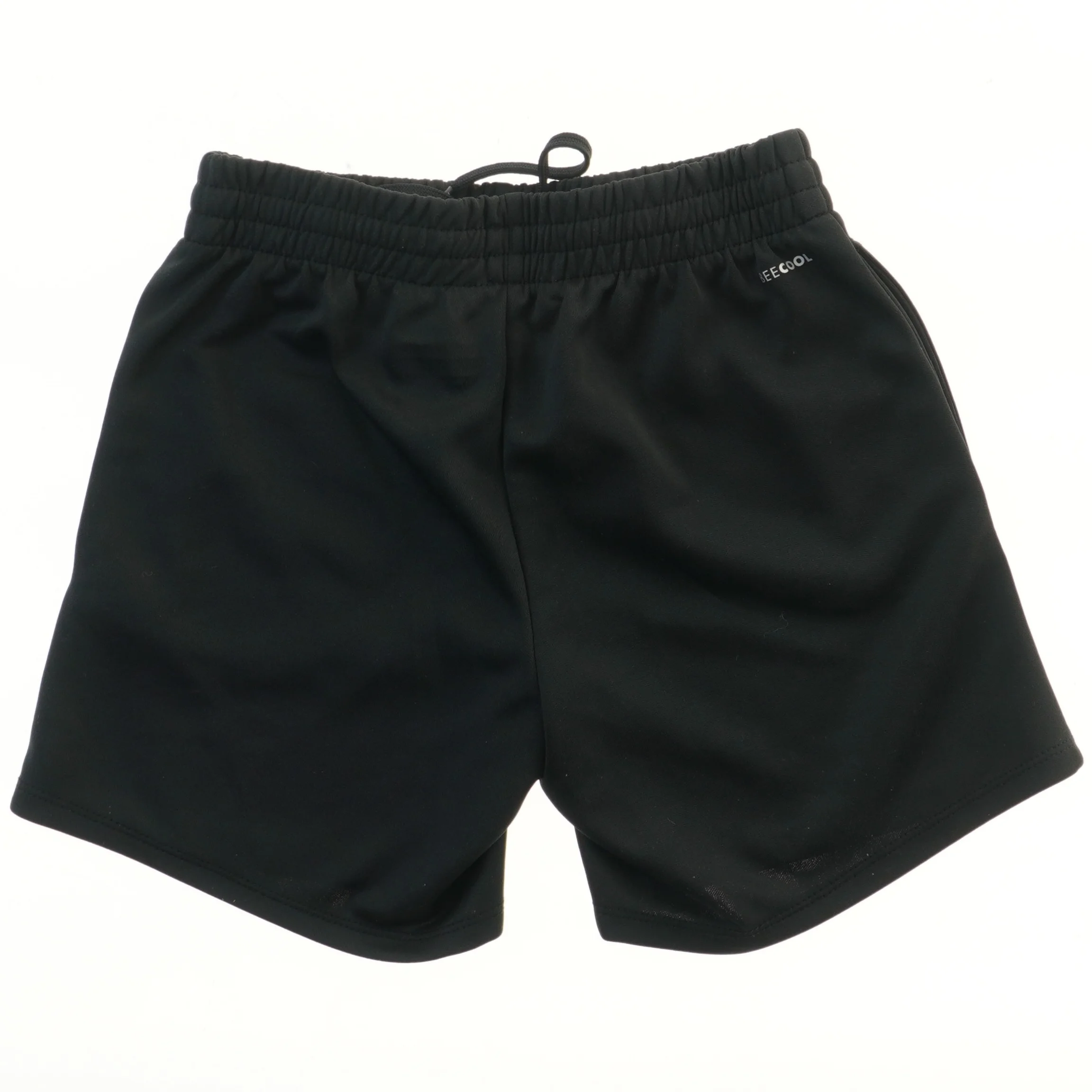 Sort shorts fra Hummel (str. 140)