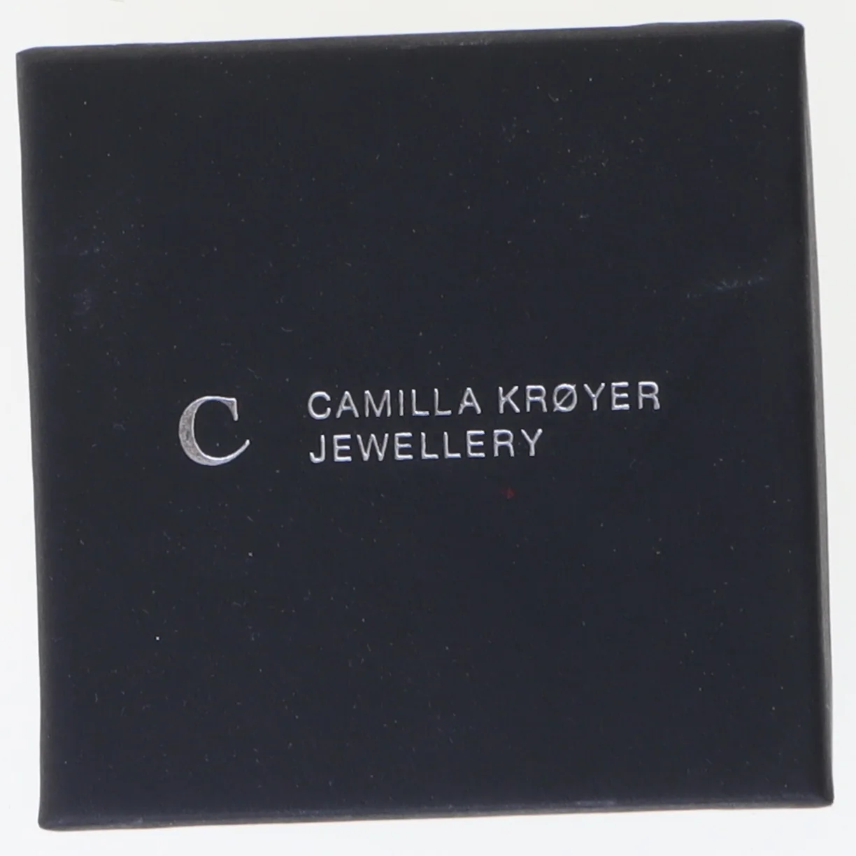 Unikke øreringe med tråd design fra Camilla Krøyer Jewellery (str. 60 mm)