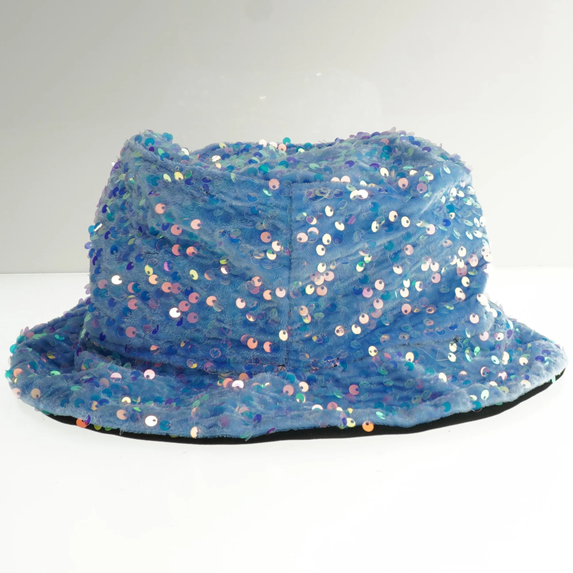 Blå hat med pailletter (str. Ø 20 cm)