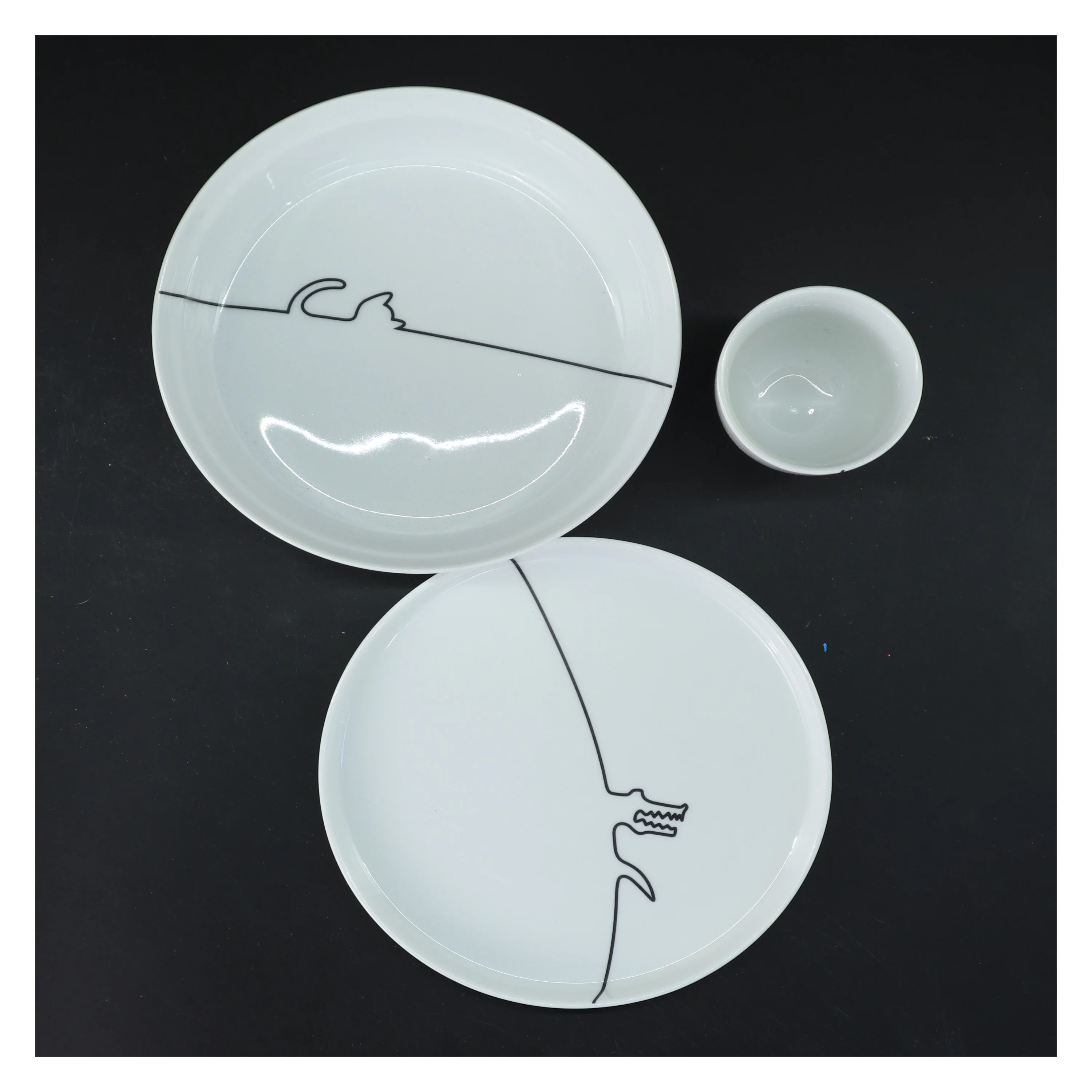 Børnesæt med 3 dele i porcelæn fra Menu (str. Ø 17,5 & 6,5 & 17,5 cm)