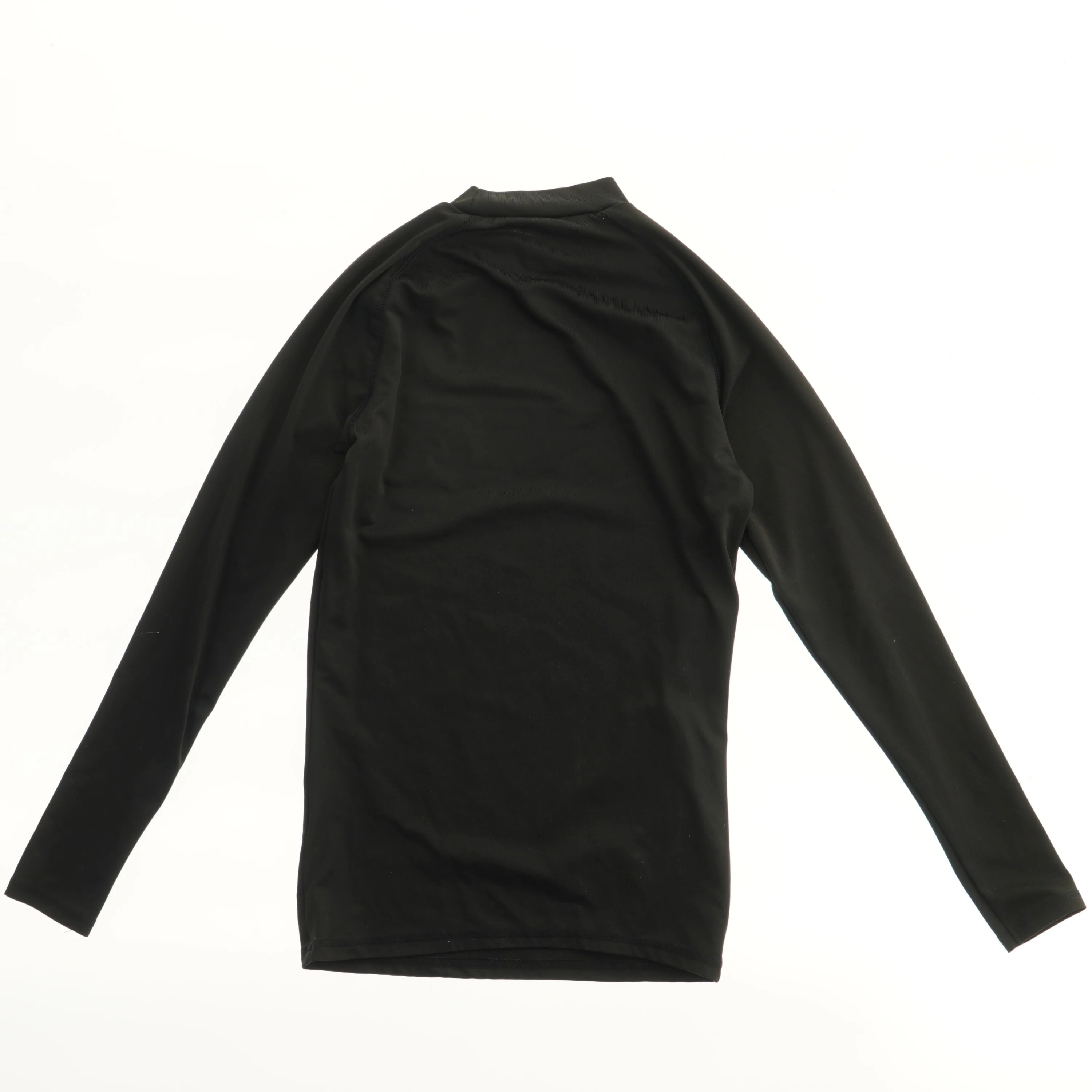 Langærmet sportstrøje fra Decathlon (str. 158)