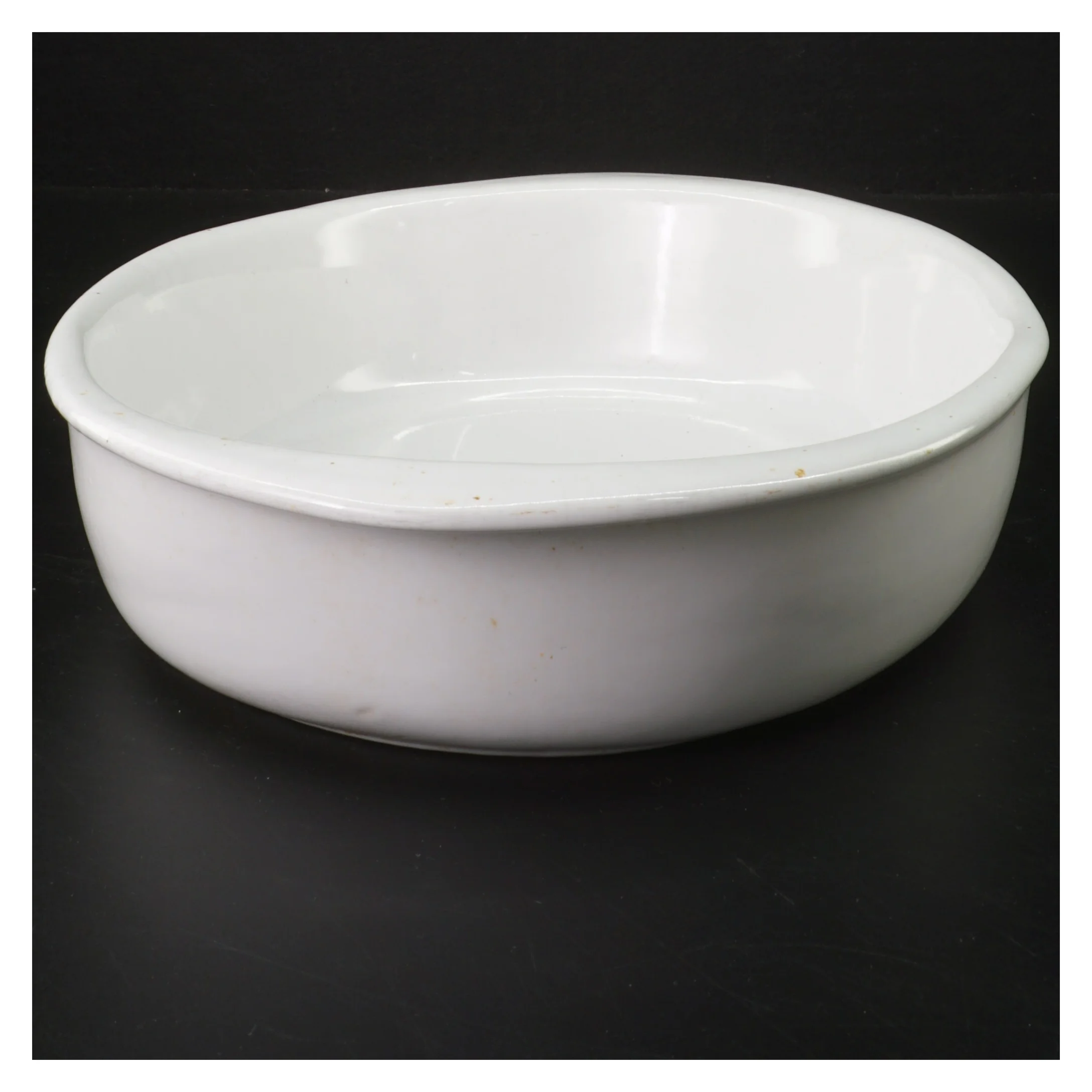 Oval hvid fad fra Bodum (str. 6x21x30 cm)