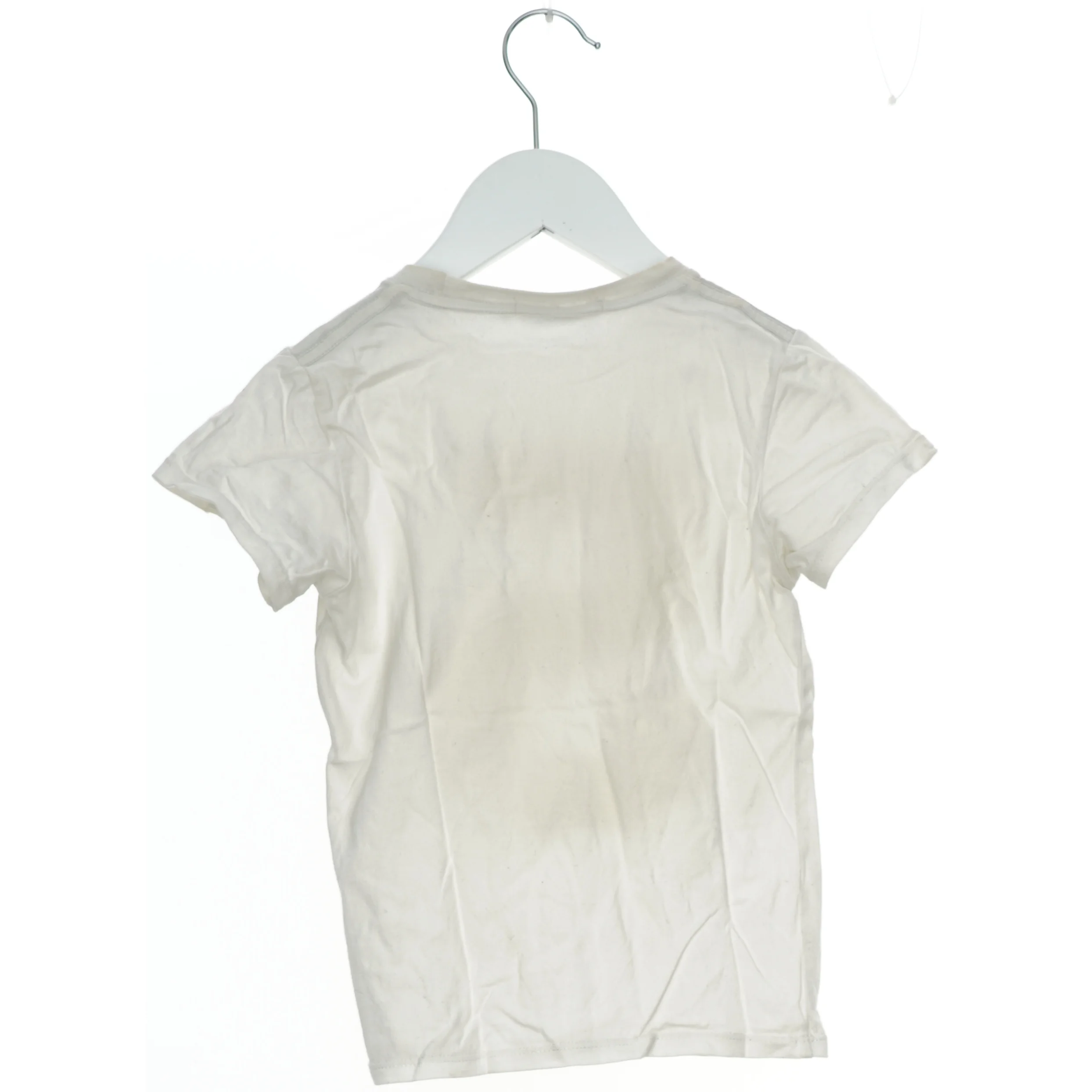 Hvid T-shirt med talprint fra Siri Jeans (str. 104)