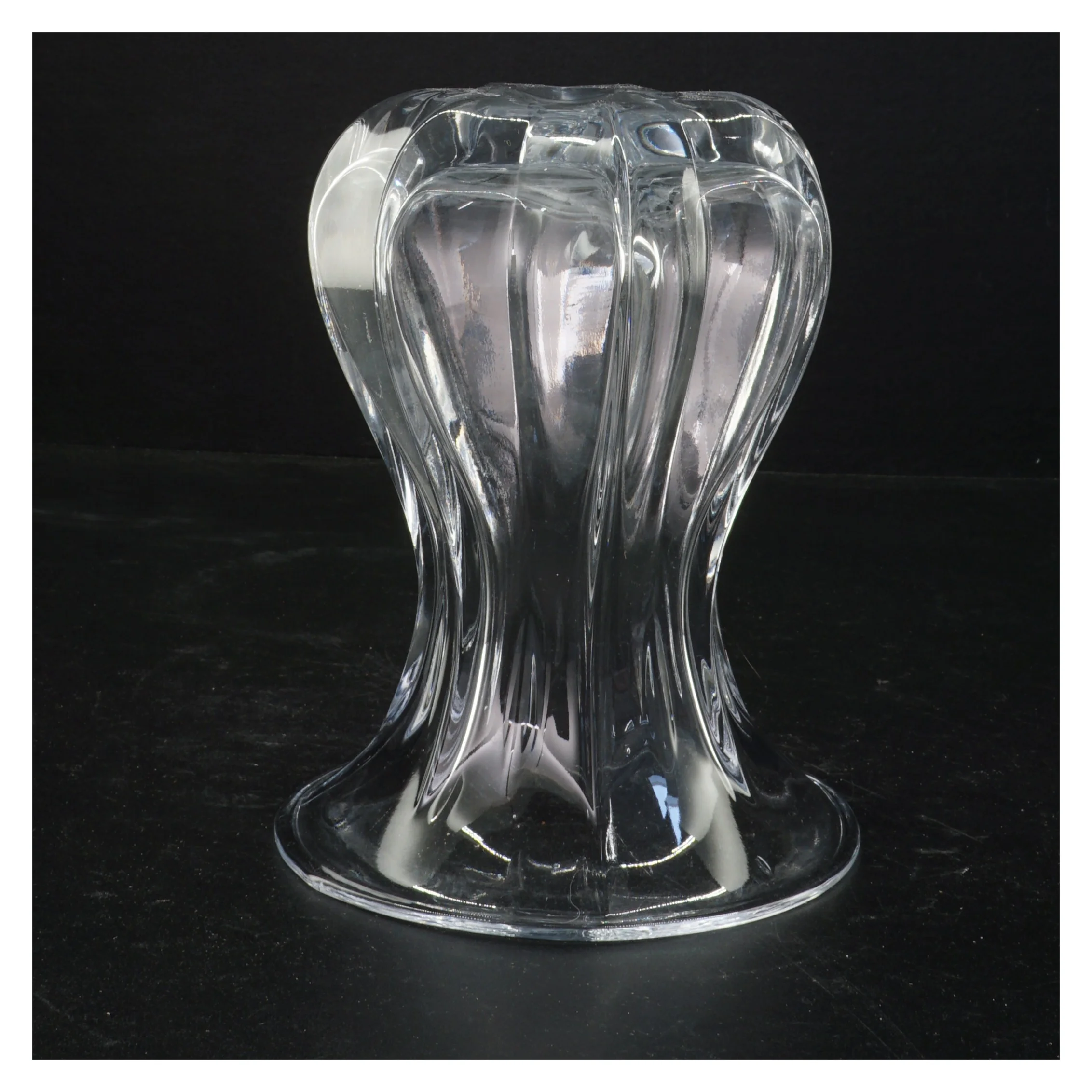 Glasvase (str. 14 x 17 cm)