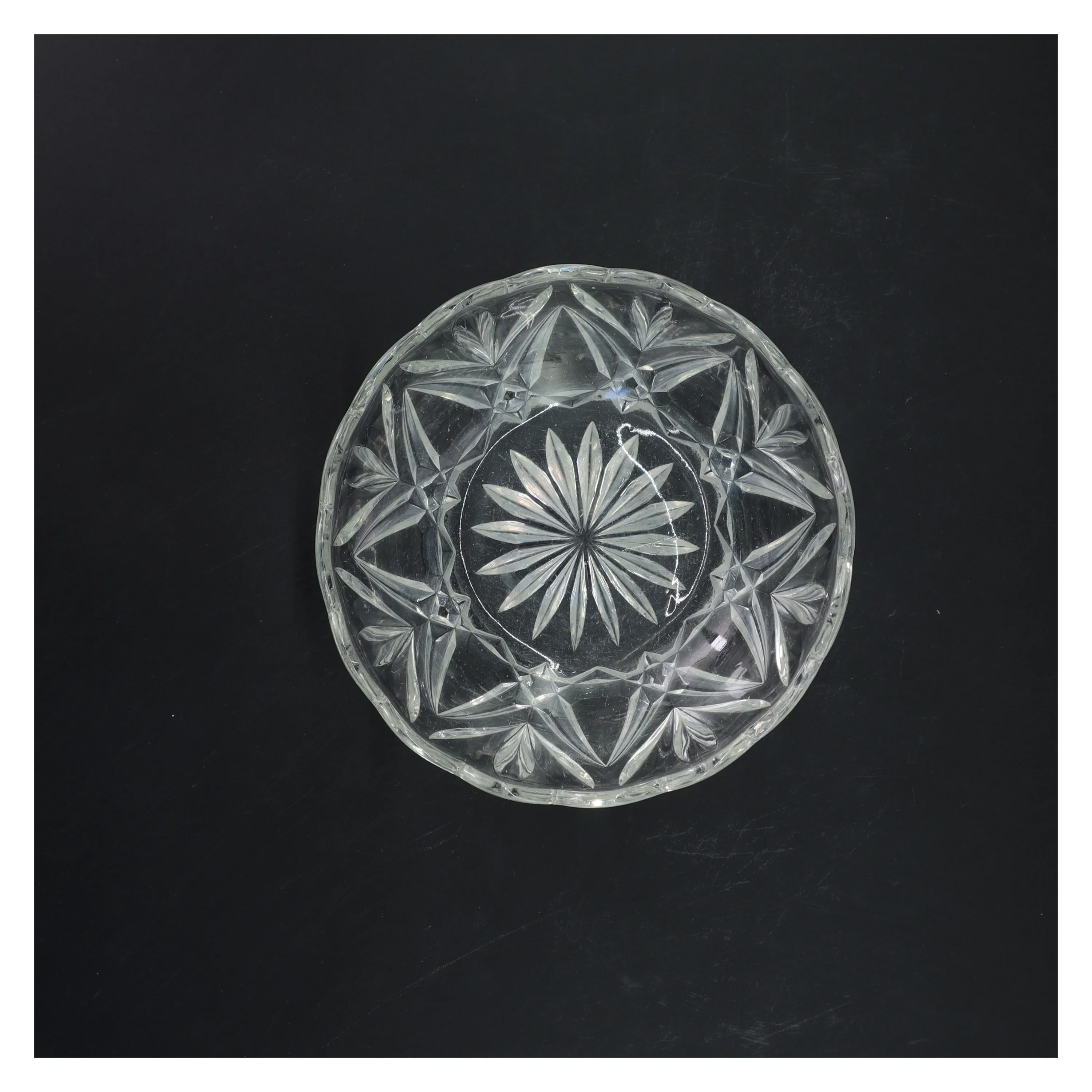 Glas skål med mønster (str. Ø 17 cm)