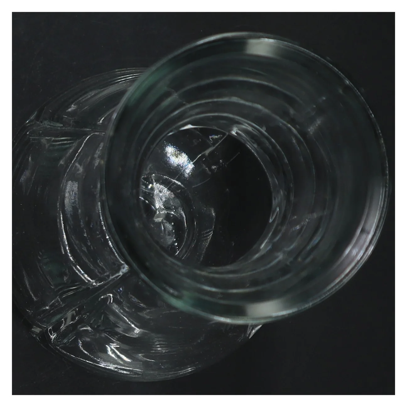 Glas karaffel med metalring fra Rosendahl (str. Ø 7,5 cm længde 25,5 cm)