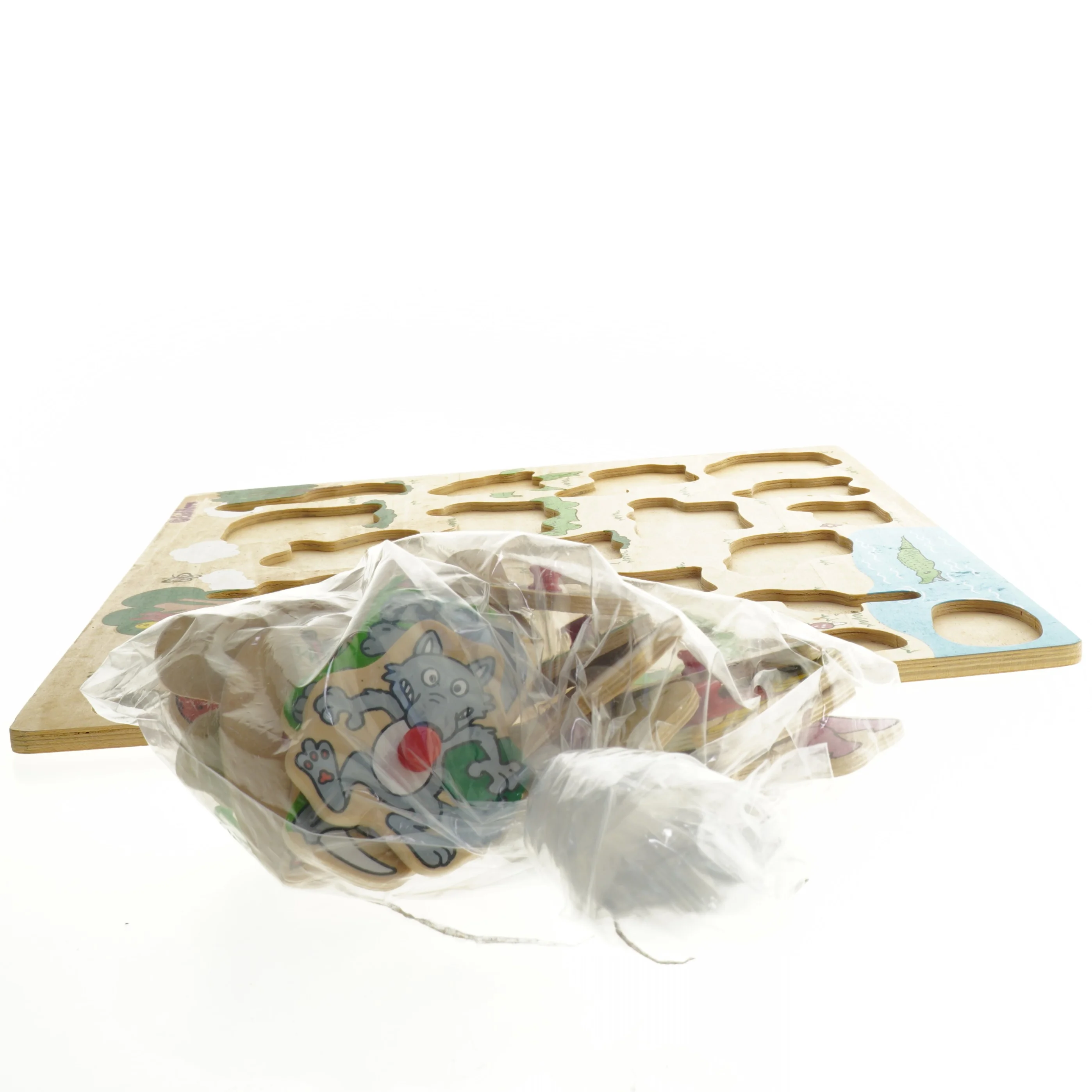 Træpuslespil med dyr og verdenskort fra Eichhorn (str. 44,5. x, 34,5 cm)