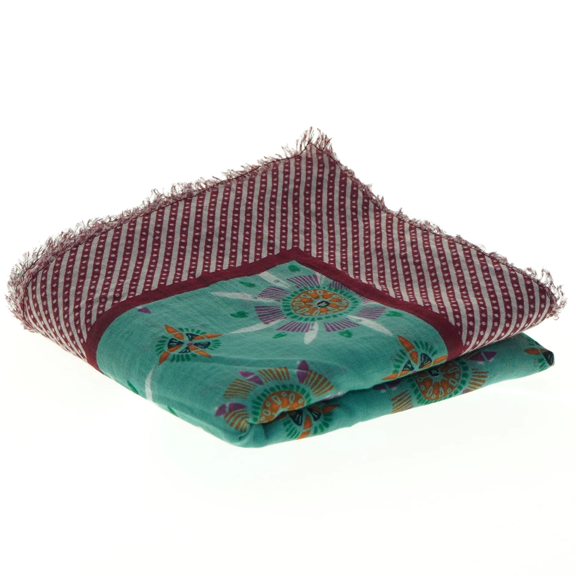 Mønstret tørklæde fra Beck Söndergaard (str. 120 x 150 cm)